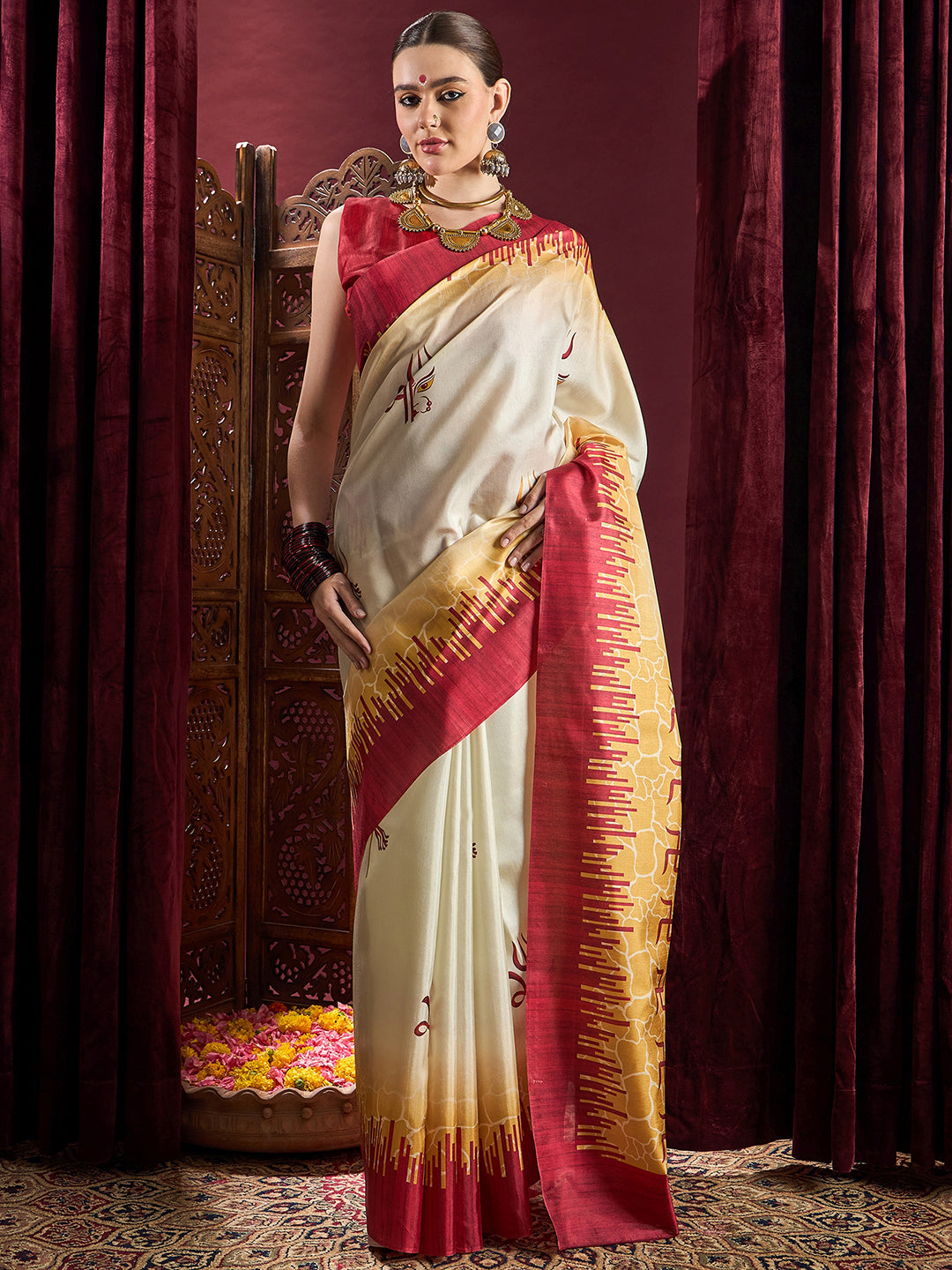 Women's Silk Blend Off White Printed Celebrity Saree With Blouse Piece