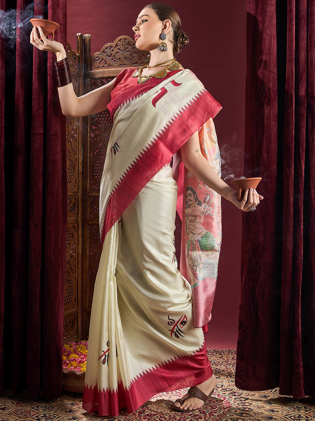 Women's Silk Blend Off White Printed Celebrity Saree With Blouse Piece