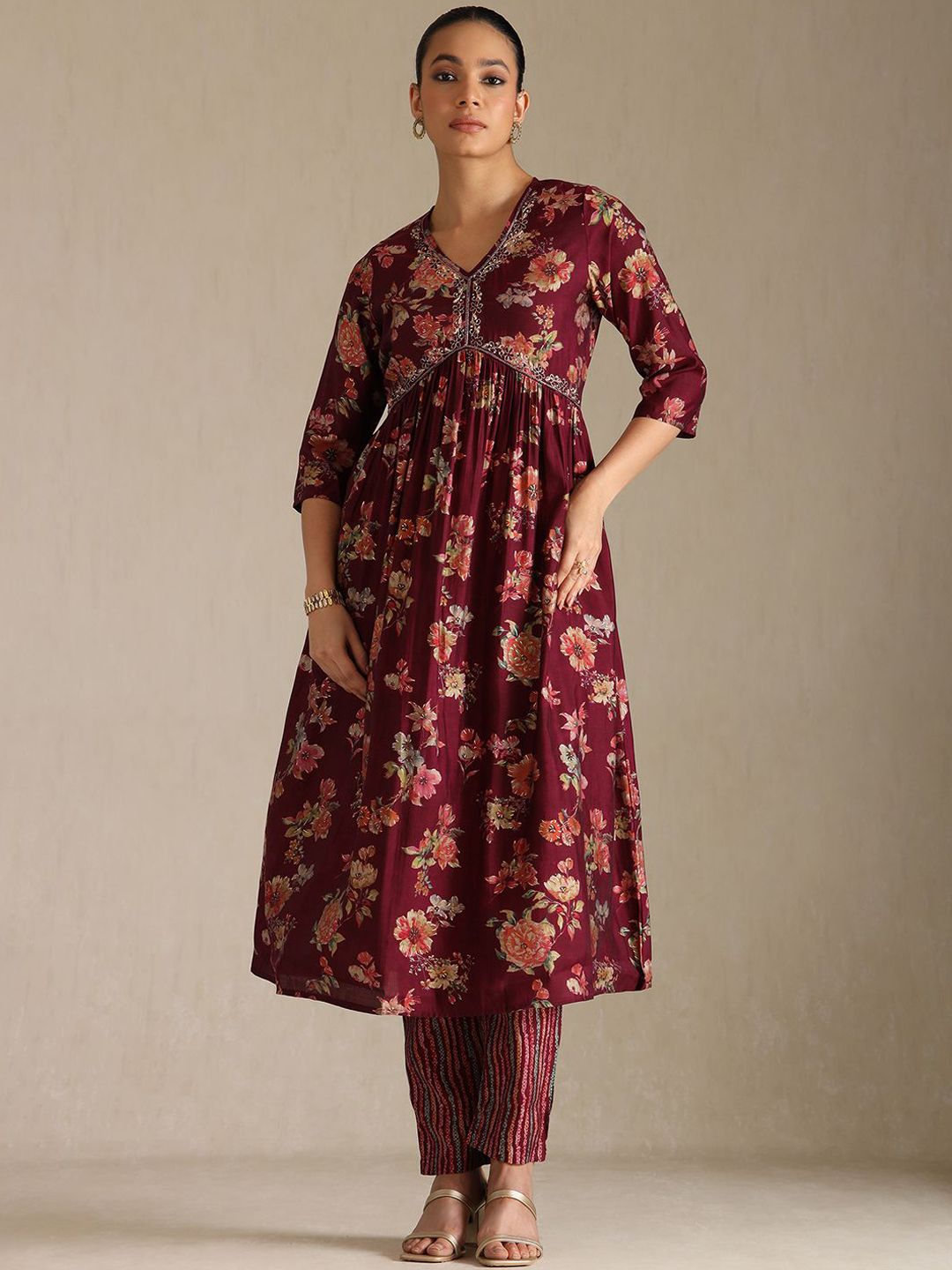Dhiyona SO Women's Women Printed Beads and Stones Kurta with Trousers & With Dupatta