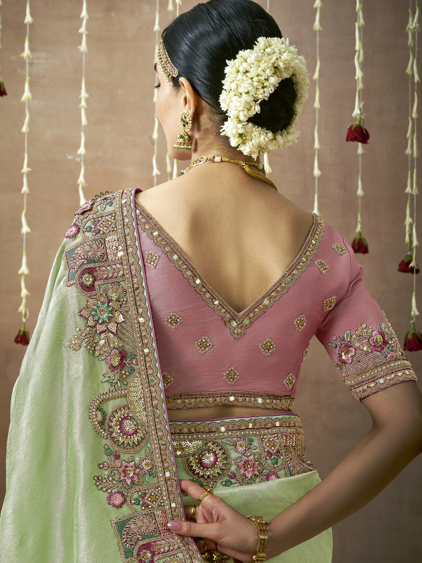 Dhiyona KM Women Green Bridal Pure Tissue Dola Silk Saree