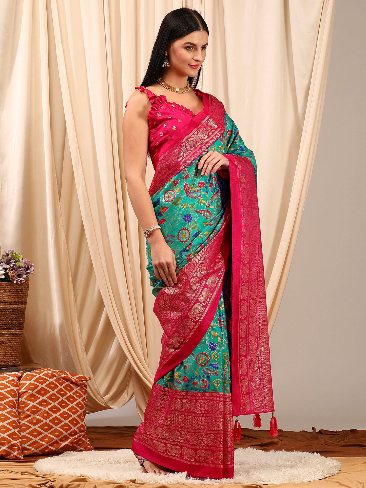 Women's Cotton Blend Blue Printed Designer Saree With Blouse Piece