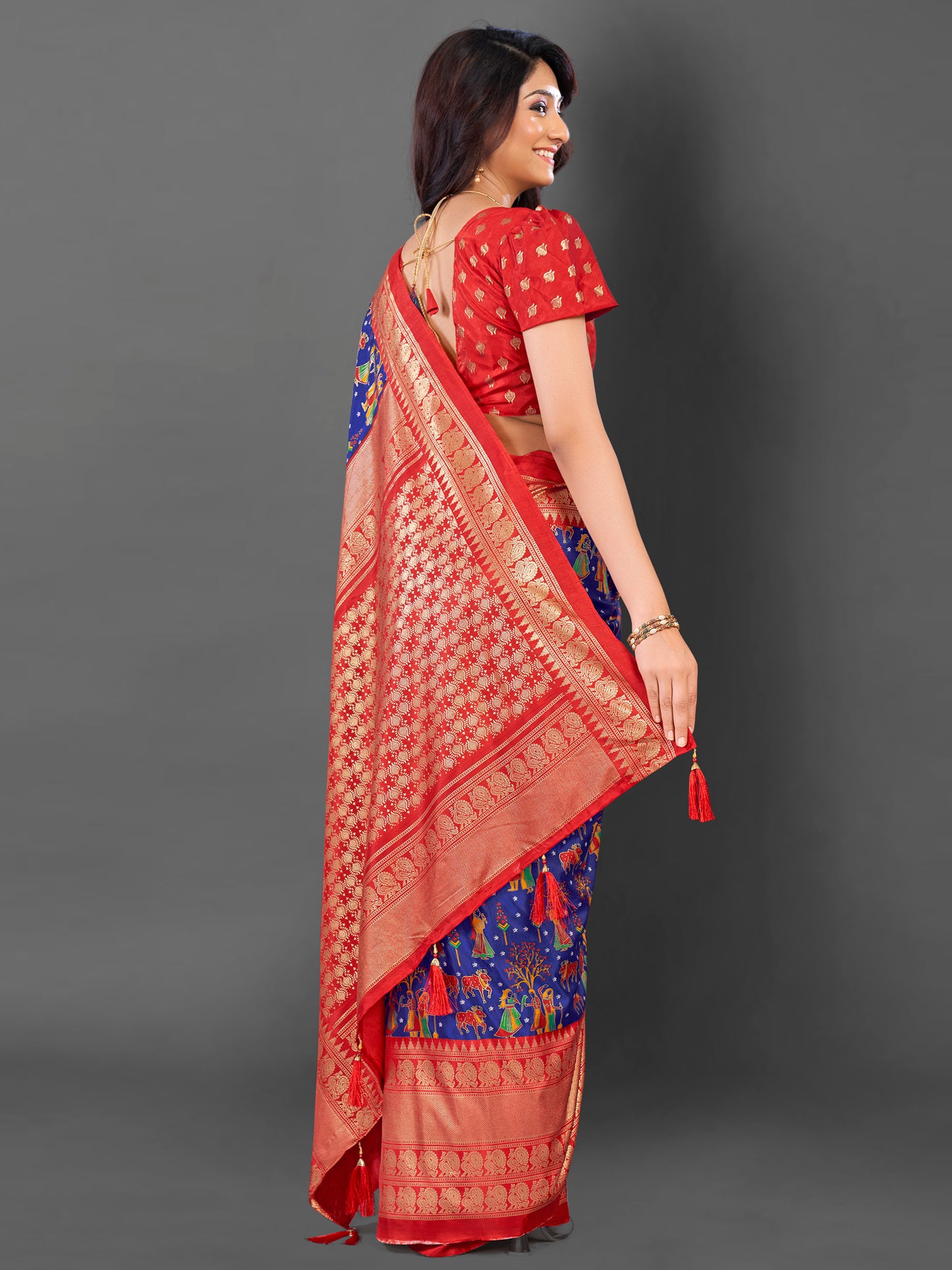 Women's Cotton Blend Blue Printed Designer Saree With Blouse Piece