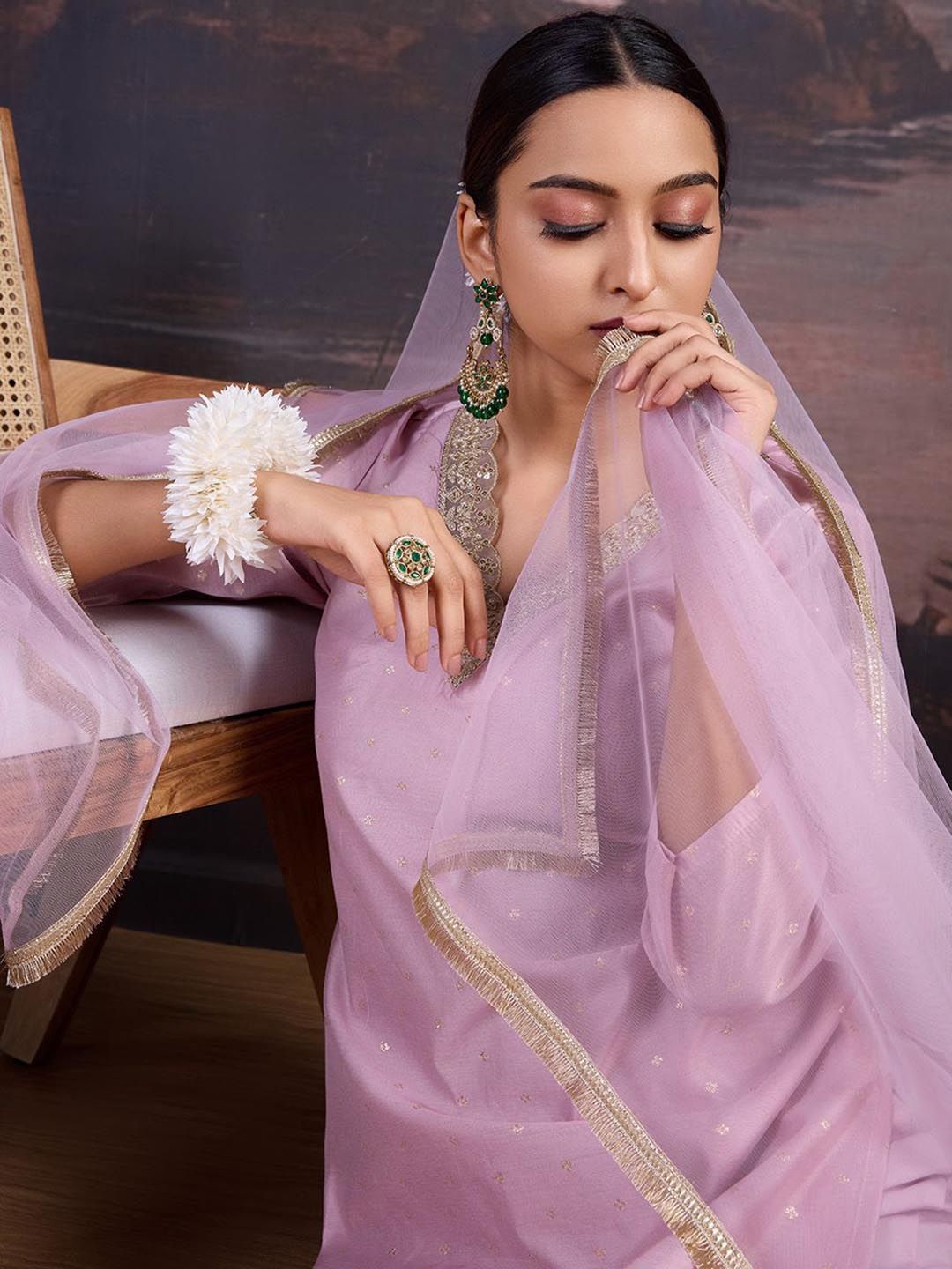 Dhiyona PD Women Floral Woven Design Straight Kurta With Trousers & Dupatta