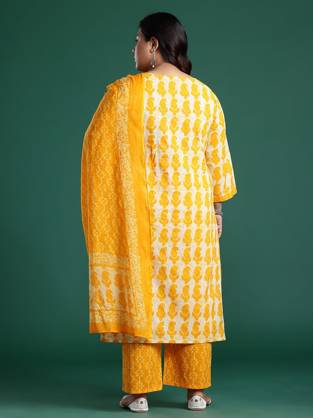 Paisley Print Kurta with Trousers & Dupatta