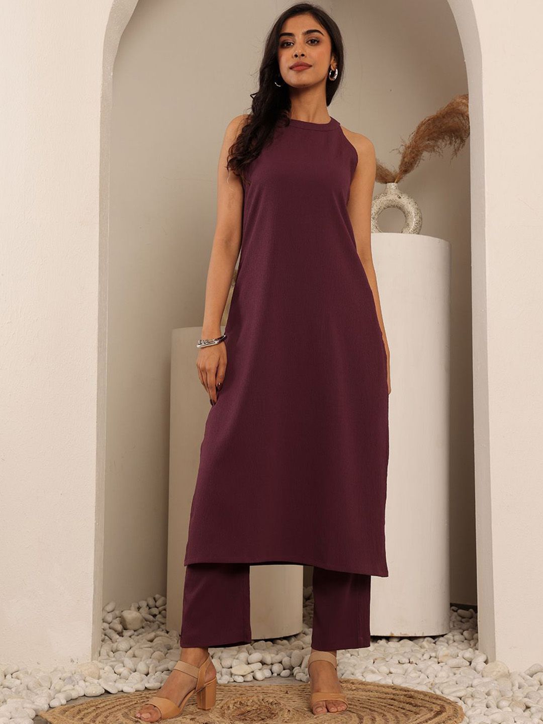 Dhiyona VA Women'sRound Neck Straight Kurta With Trouser