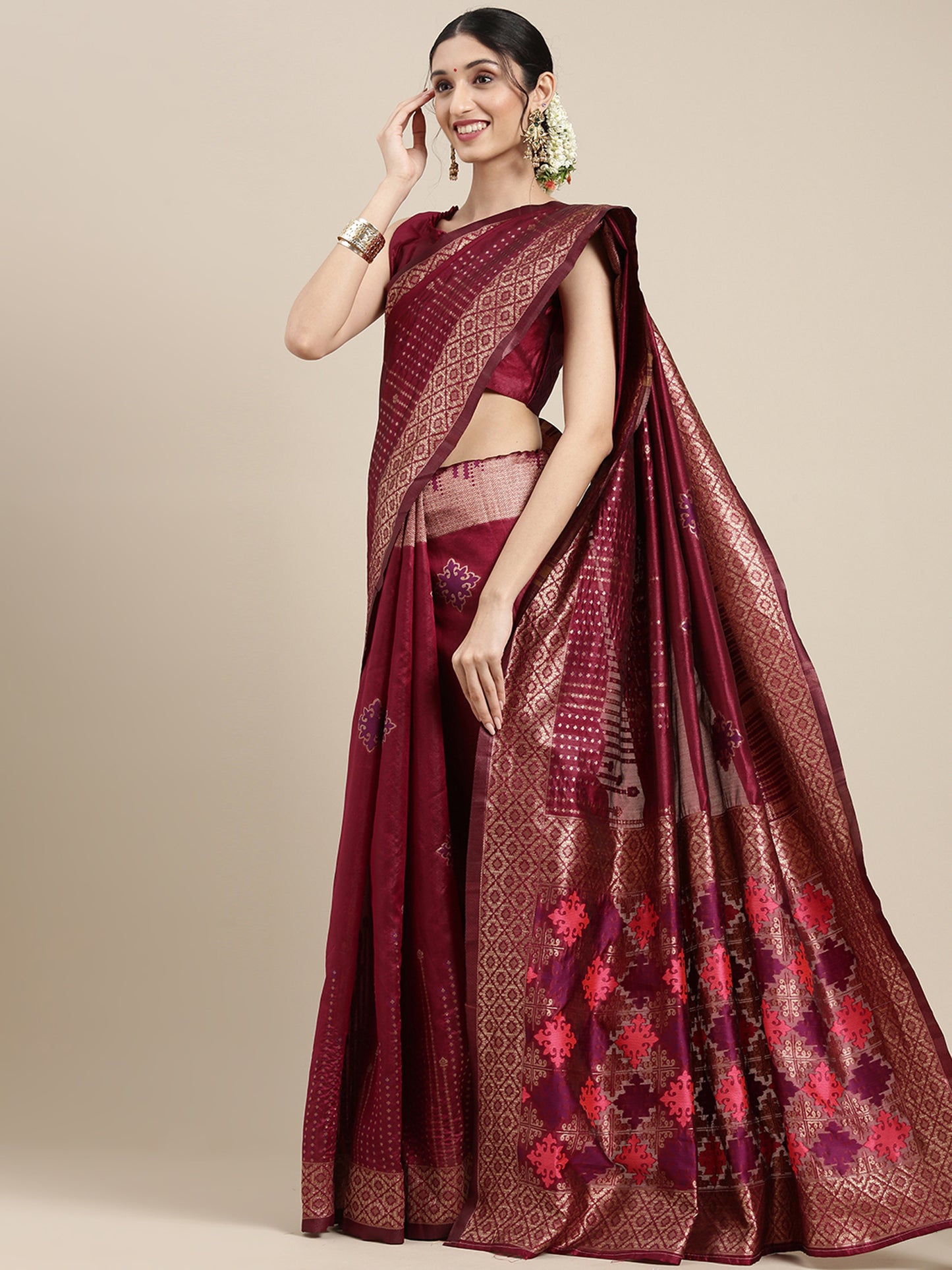 Women's Silk Blend Magenta Woven Design Designer Saree With Blouse Piece