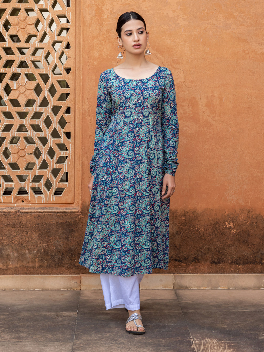 Dhiyona FL Women's Blue Paisley Printed Cotton Anarkali Kurta