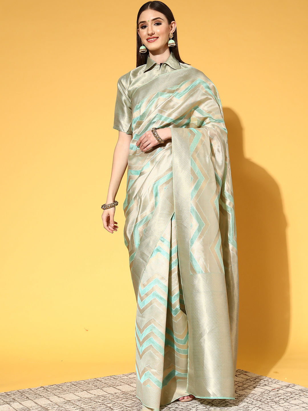 Women's Organza Sea Green Woven Design Handloom Saree With Blouse Piece