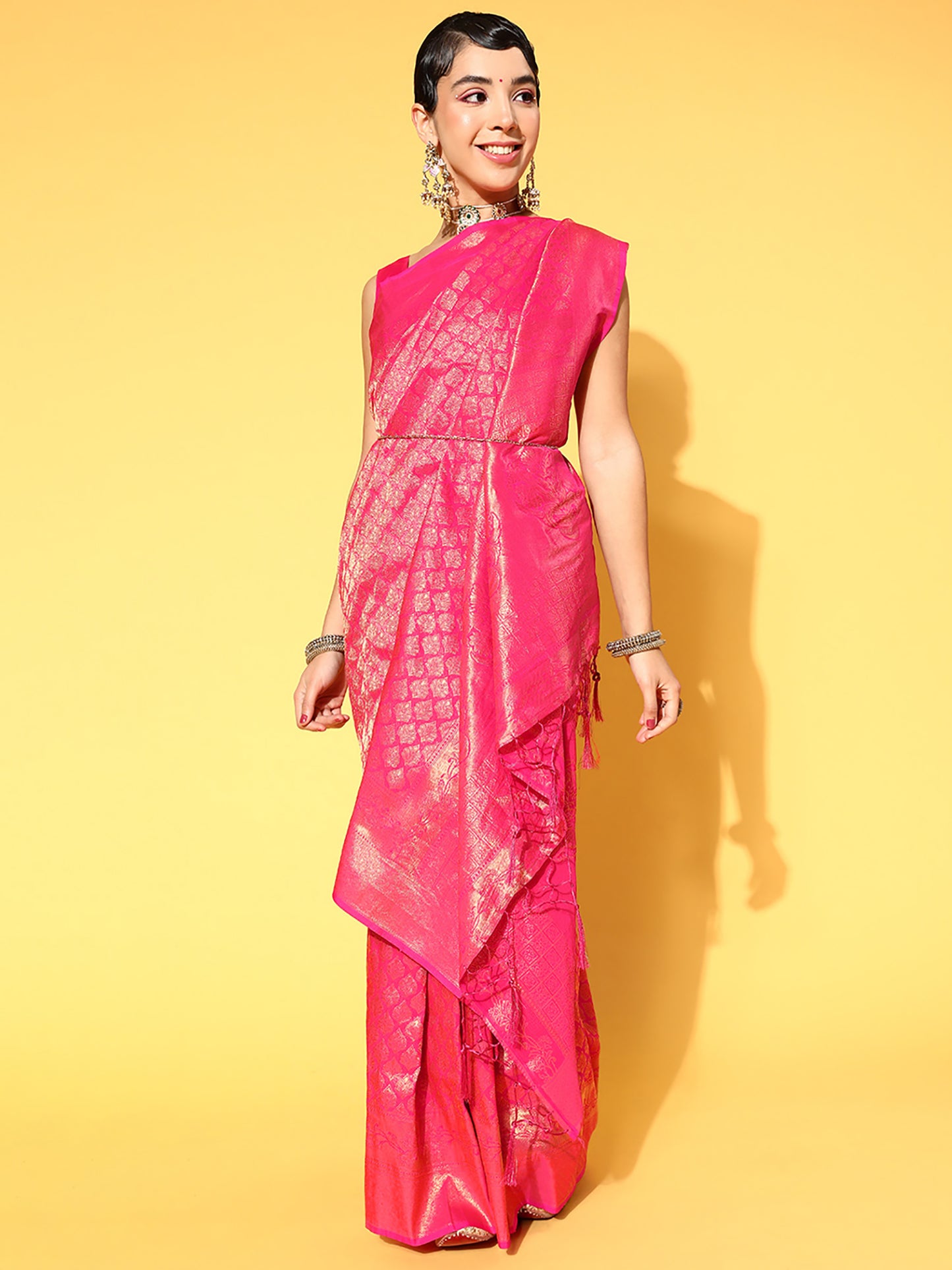 Women's Silk Blend Pink Woven Design Celebrity Saree With Blouse Piece