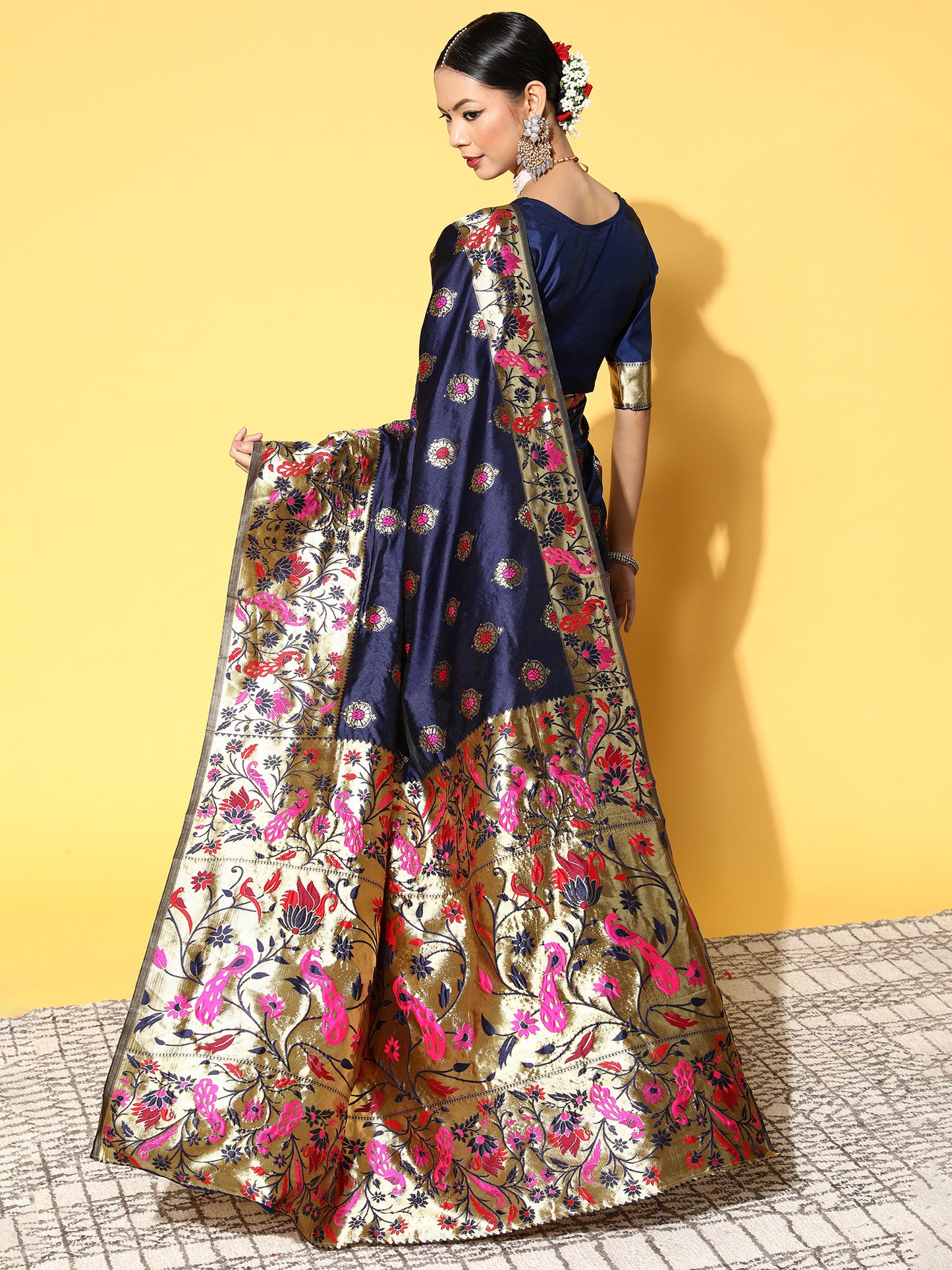 Women's Silk Blend Navy Blue Woven Design Celebrity Saree With Blouse Piece