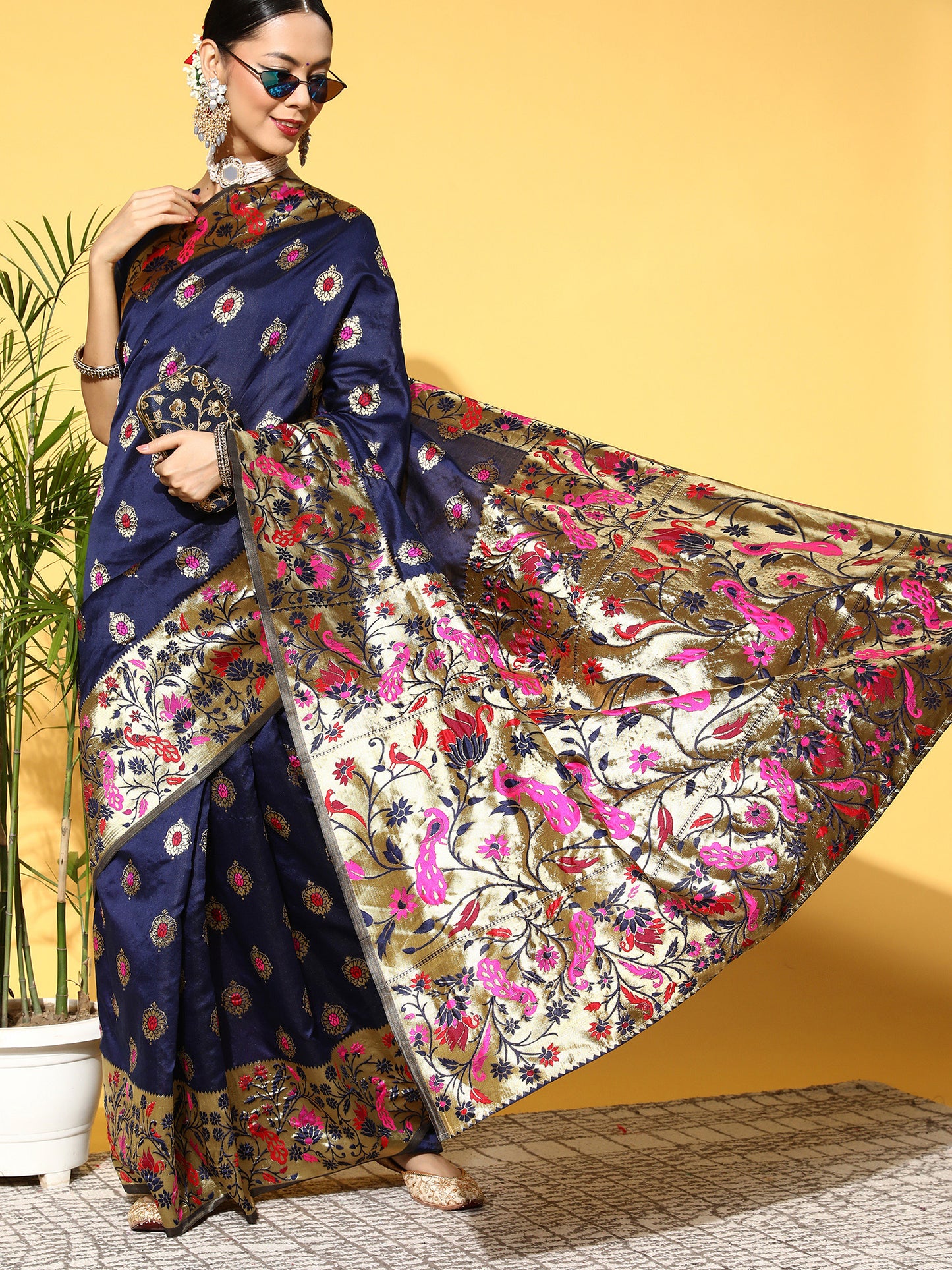 Women's Silk Blend Navy Blue Woven Design Celebrity Saree With Blouse Piece