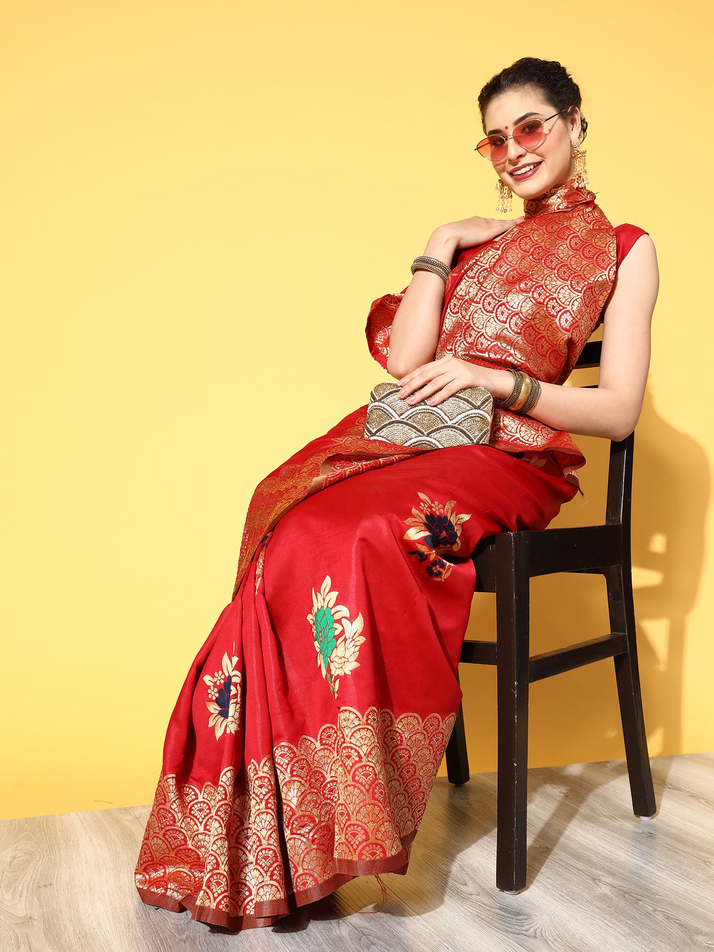 Women's Silk Blend Red Woven Design Celebrity Saree With Blouse Piece