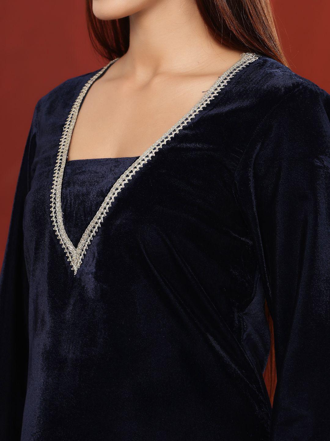 Dhiyona VA Women's V Neck Zari Embroidered Velvet Kurta with Trouser