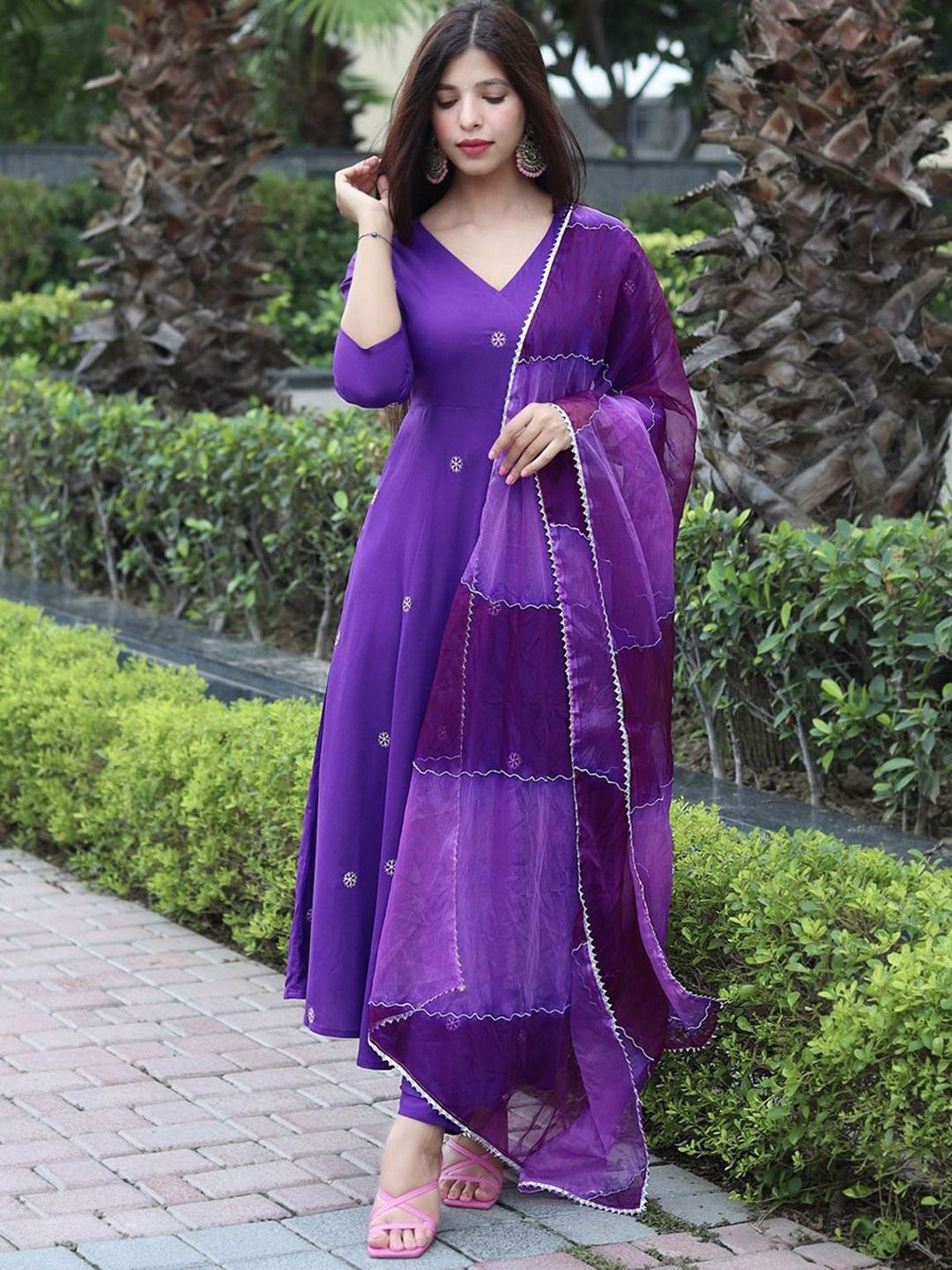 Dhiyona KL V Neck Floral Embroidered Anarkali Kurta With Trousers & Dupatta