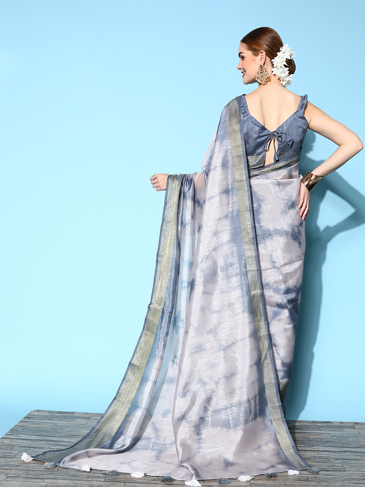 Women's Cotton Silk Grey Printed Celebrity Saree With Blouse Piece