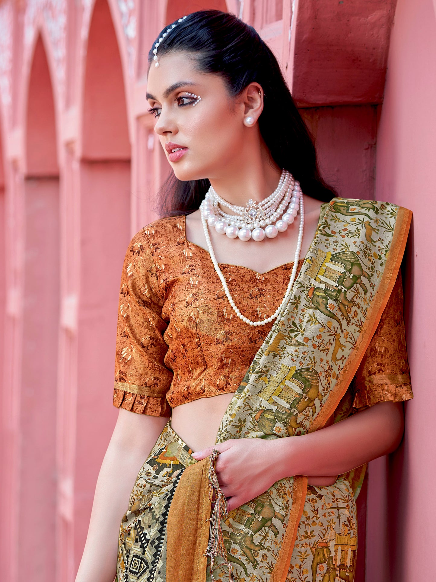 Women's Banarasi Silk Beige Printed Designer Saree With Blouse Piece