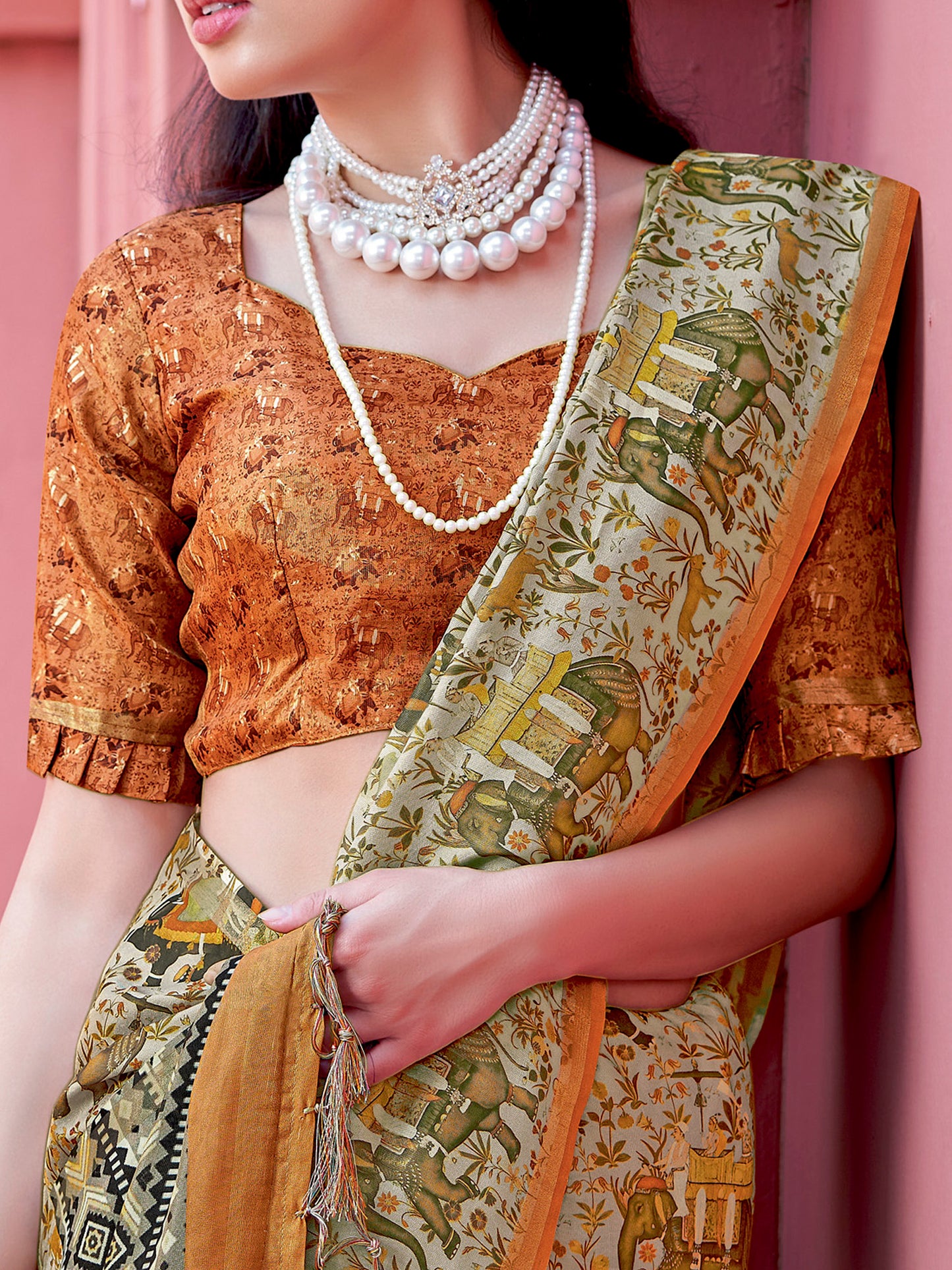 Women's Banarasi Silk Beige Printed Designer Saree With Blouse Piece