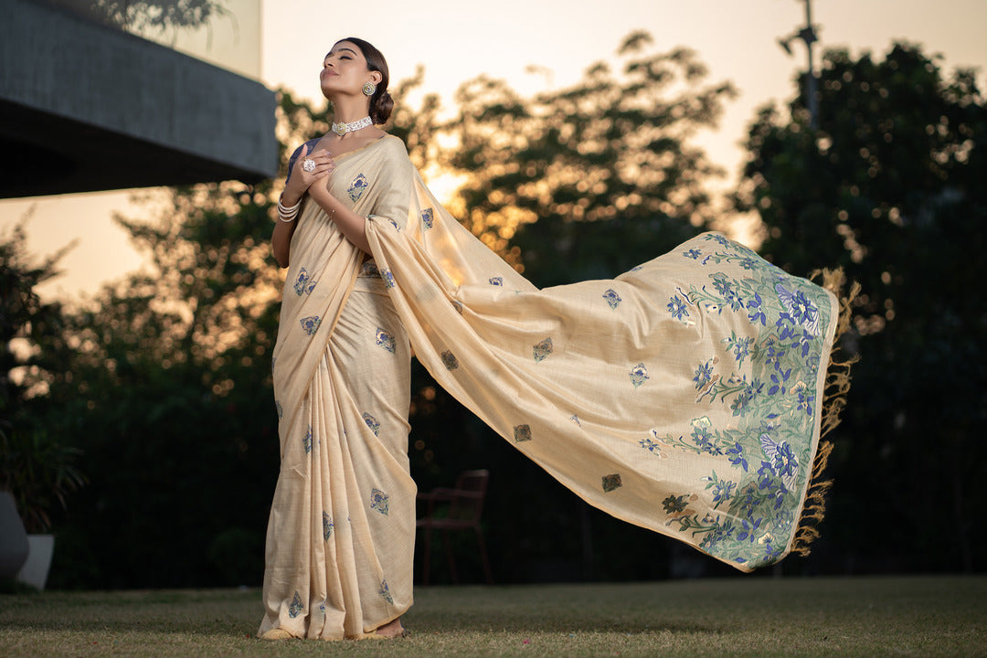 Dhiyona GR Women's Gulshan Twitch Purple Woven Handloom Soft Modal Silk Saree