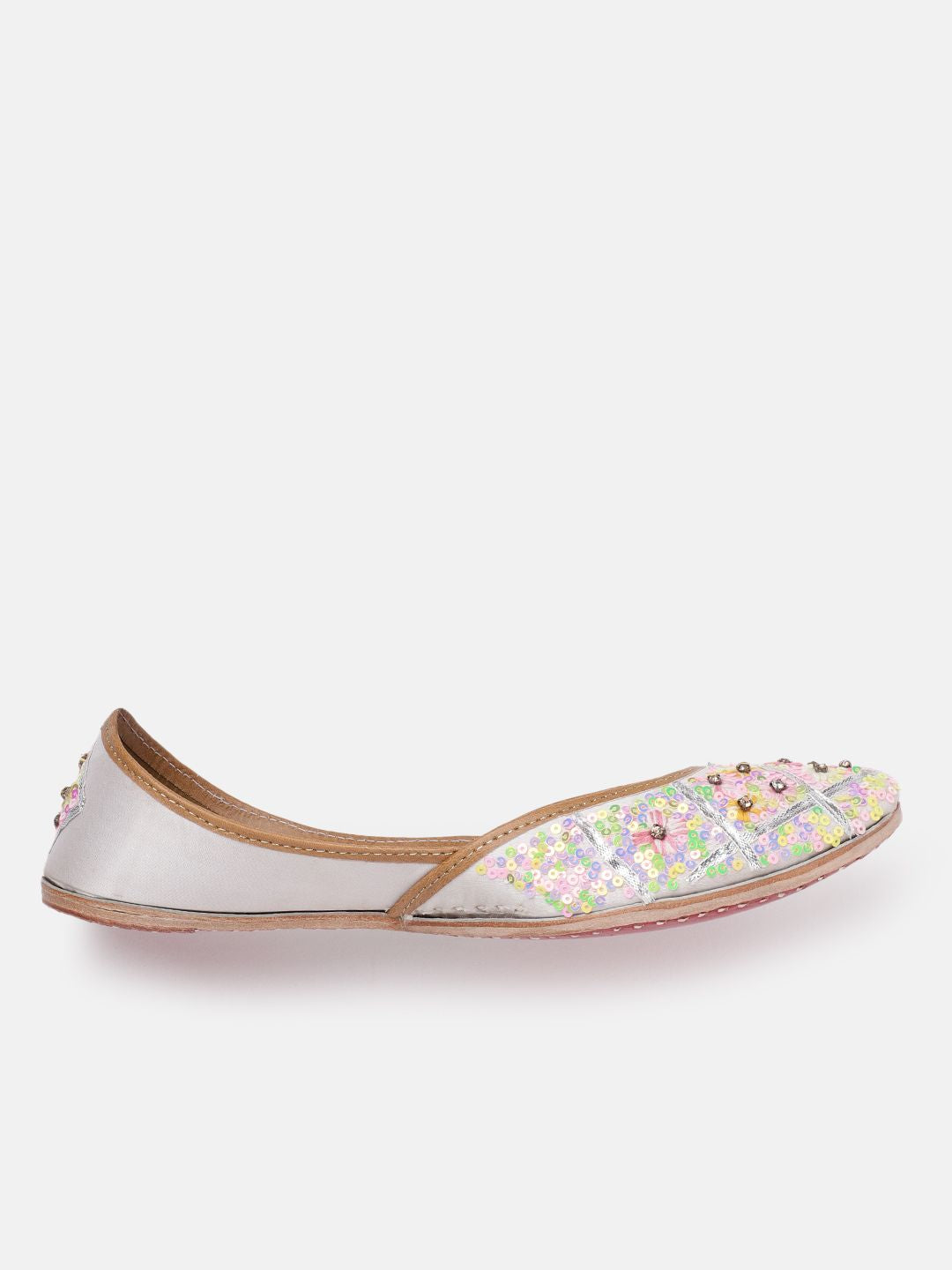 Dhiyona HOP Women Embellished Ethnic Mojaris