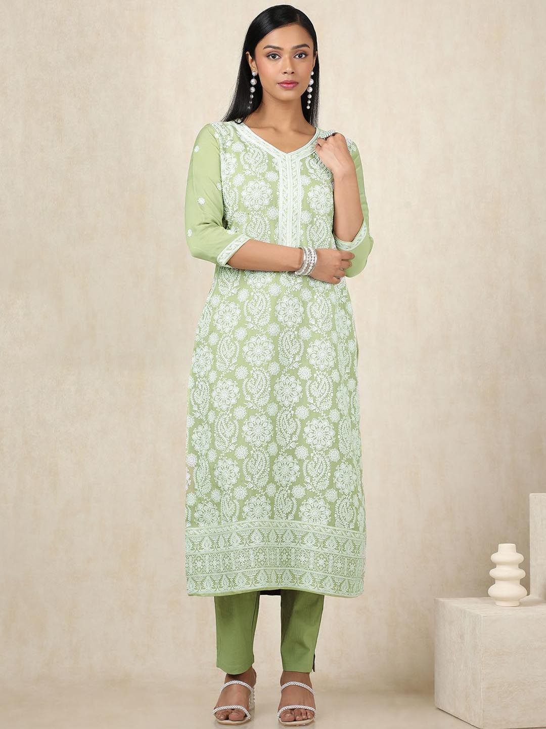 Dhiyona SO Women's Floral Embroidered V-Neck Thread Work Organza Straight Kurta With Trousers & Dupatta