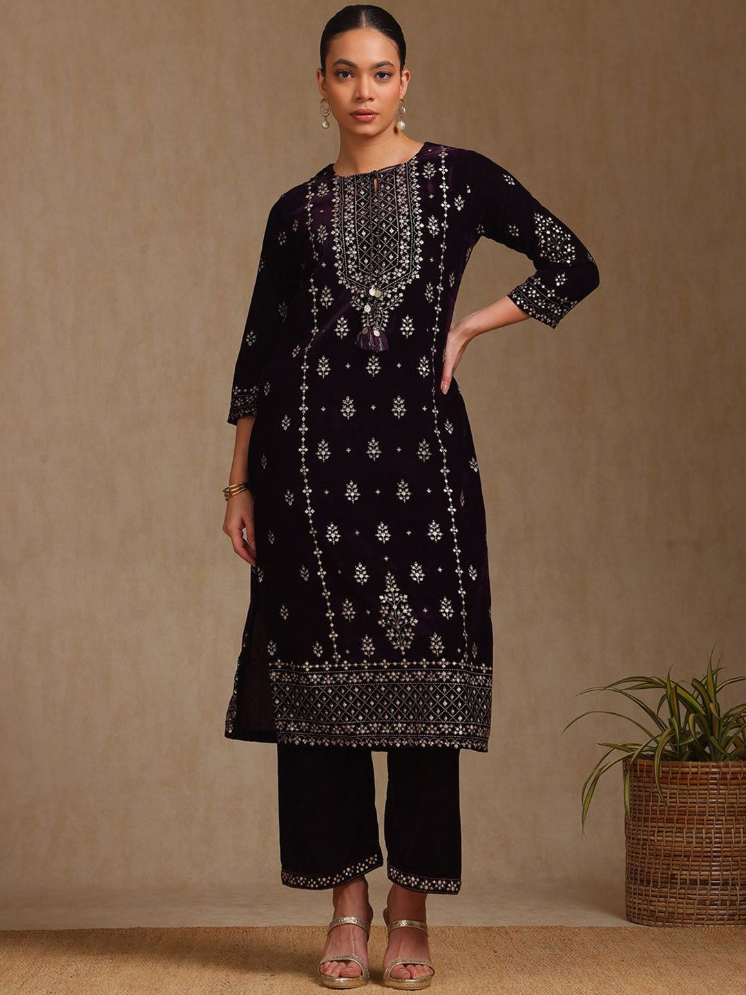 Dhiyona SO Women's Ethnic Motifs Printed Round Neck Straight Velvet Kurta With Trousers & Dupatta