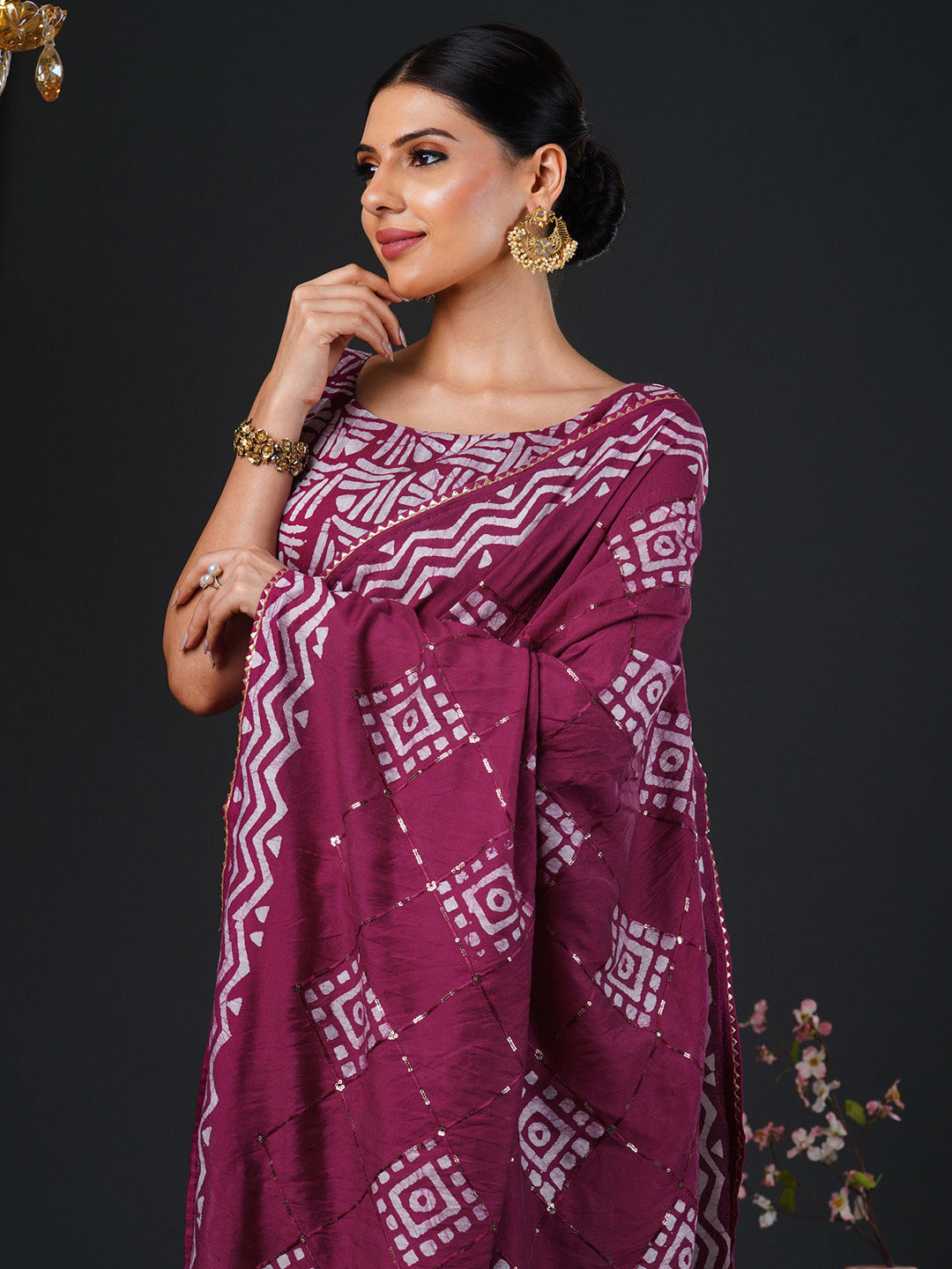Women's Viscose Silk Magenta Embellished Designer Saree With Blouse Piece