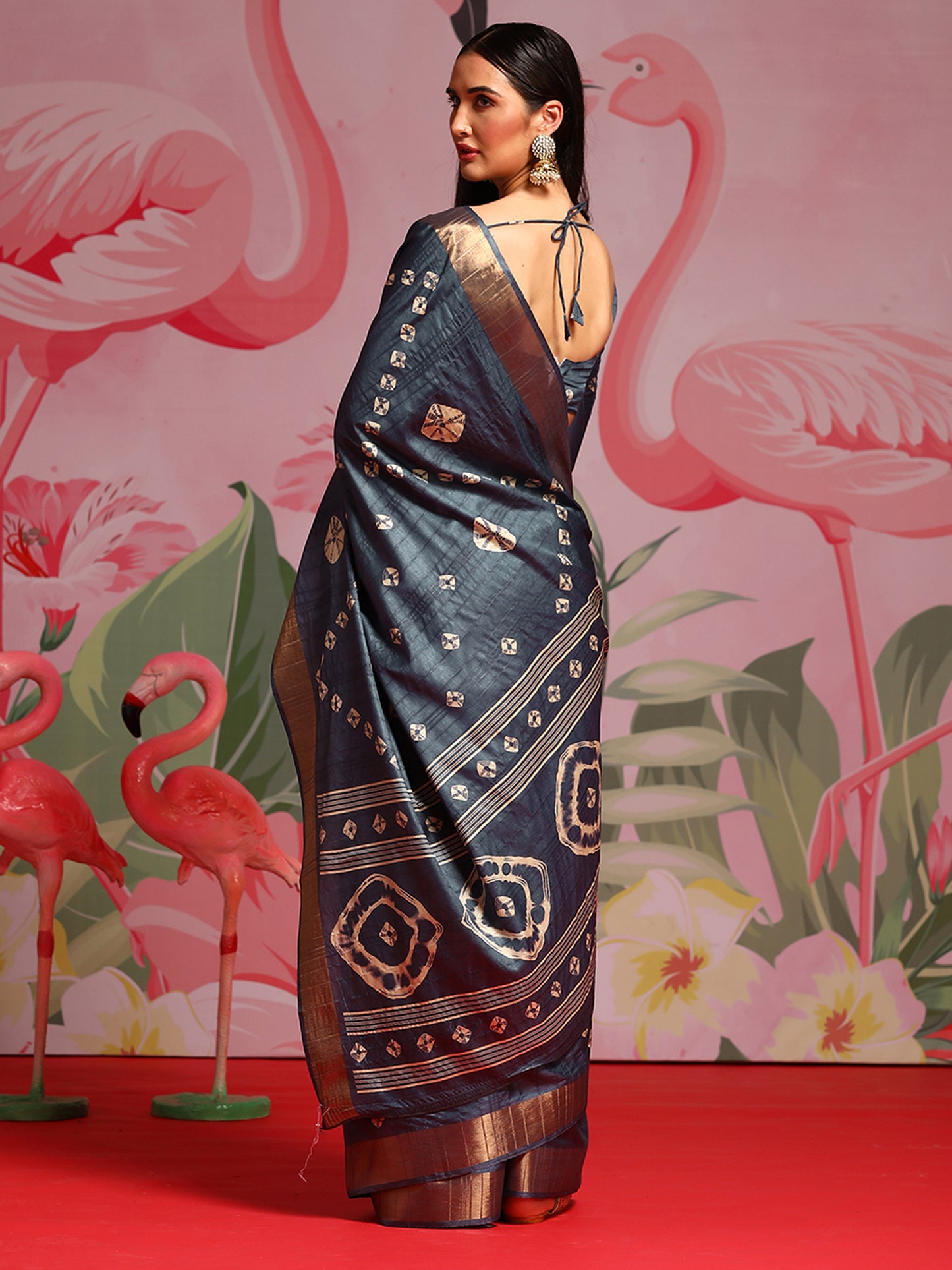 Women's Silk Blend Grey Printed Designer Saree With Blouse Piece