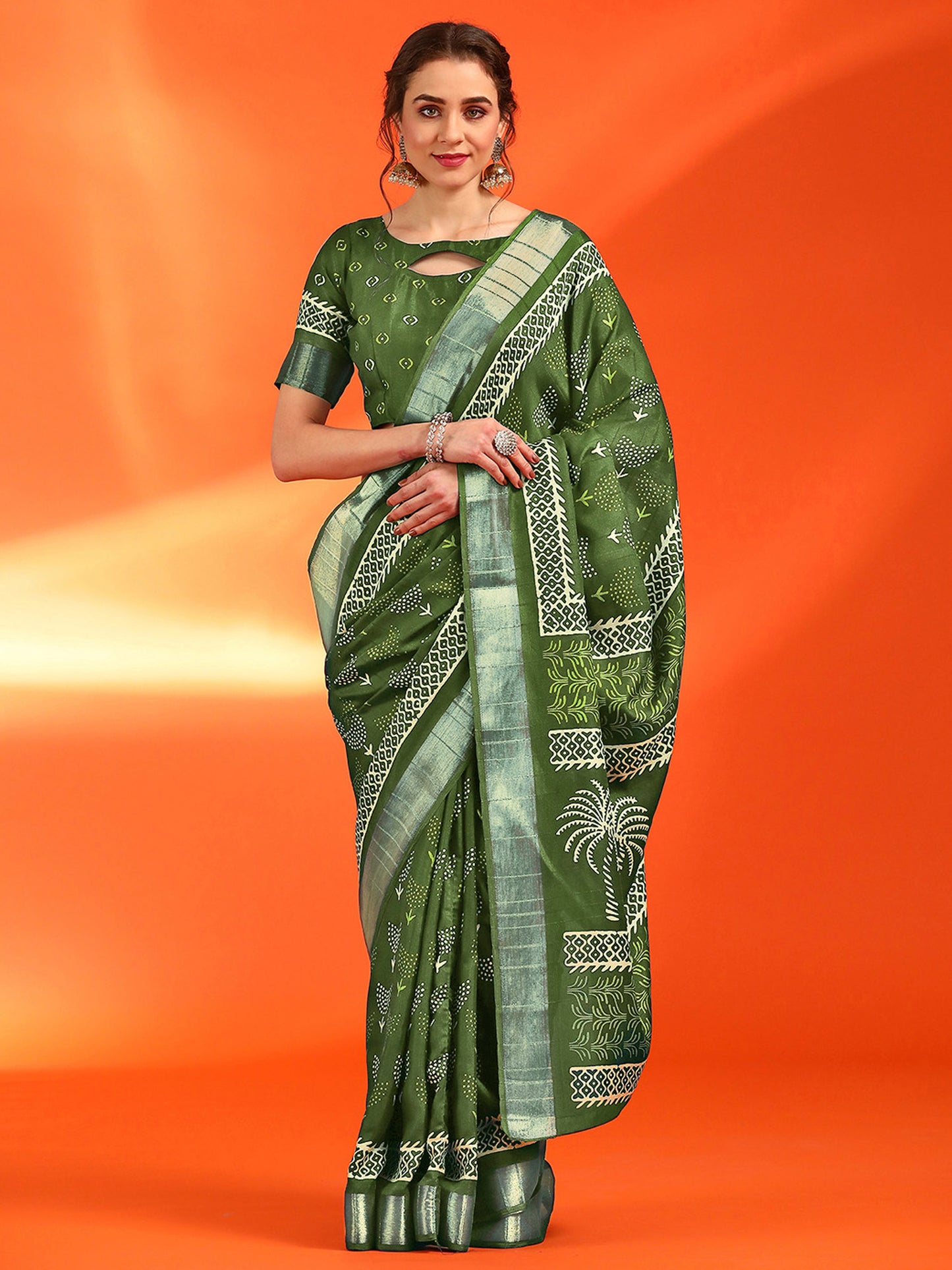Women's Cotton Silk Green Printed Designer Saree With Blouse Piece