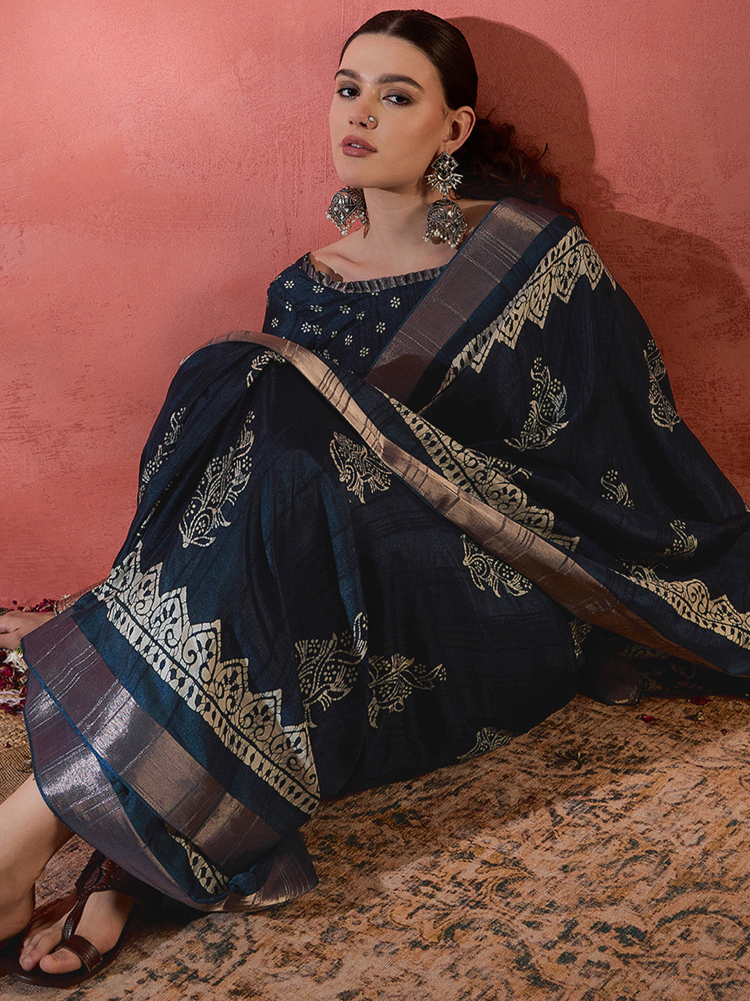 Women's Silk Blend Teal blue Printed Designer Saree With Blouse Piece