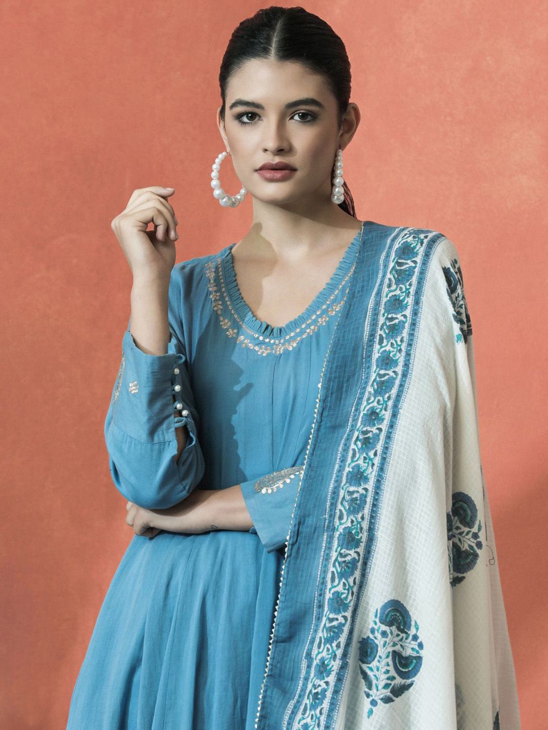 Dhiyona SN Women's V-Neck Panelled Zari Pure Cotton A-Line Kurta With Trouser And Dupatta