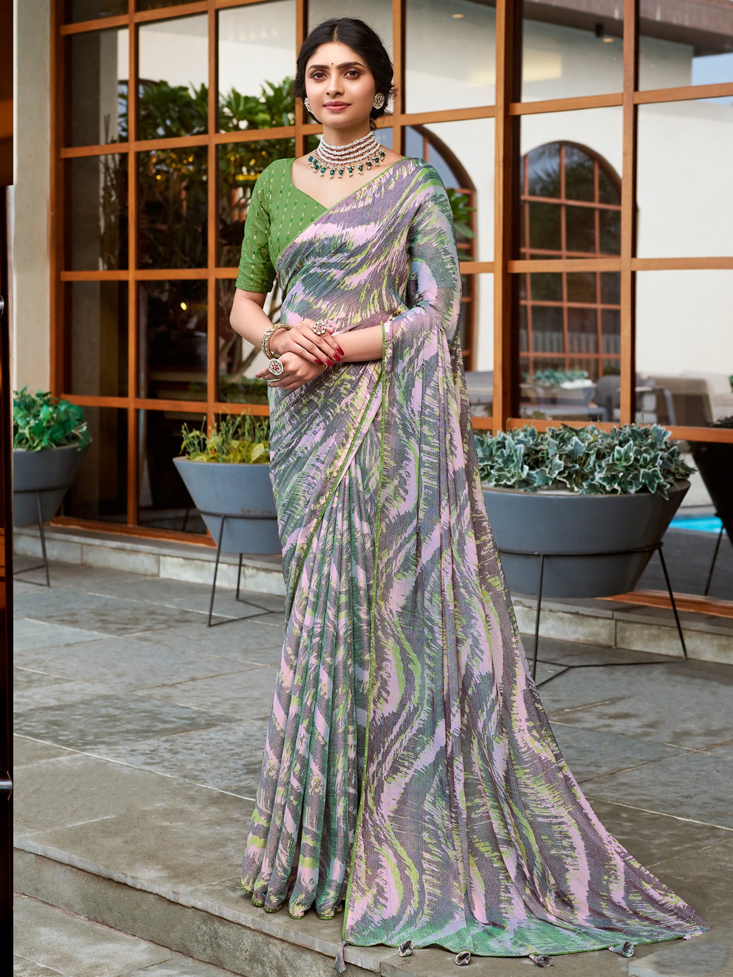 Women's Chiffon Mauve Printed Designer Saree With Blouse Piece