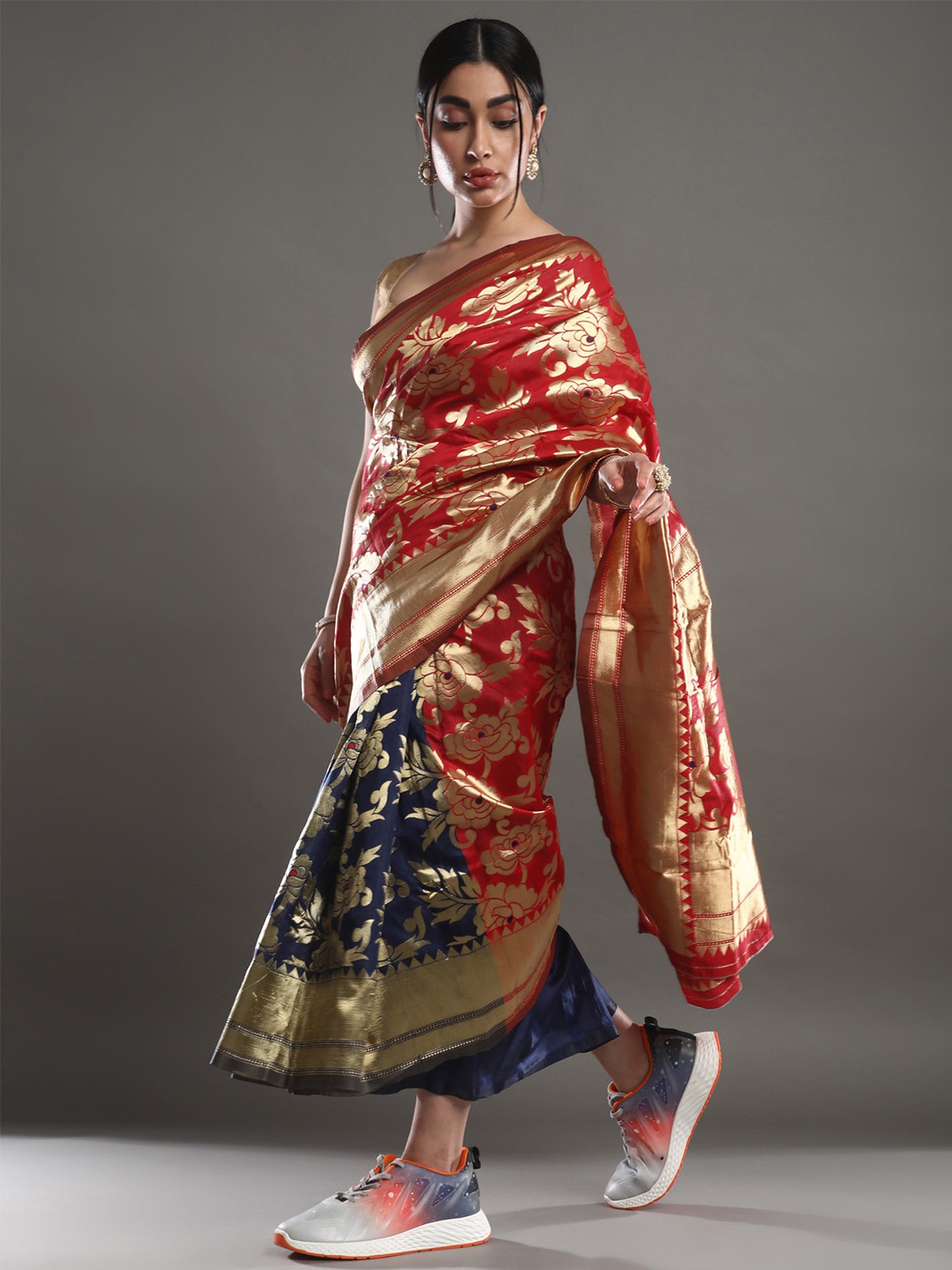 Women's Silk Blend Red Woven Design Designer Saree With Blouse Piece