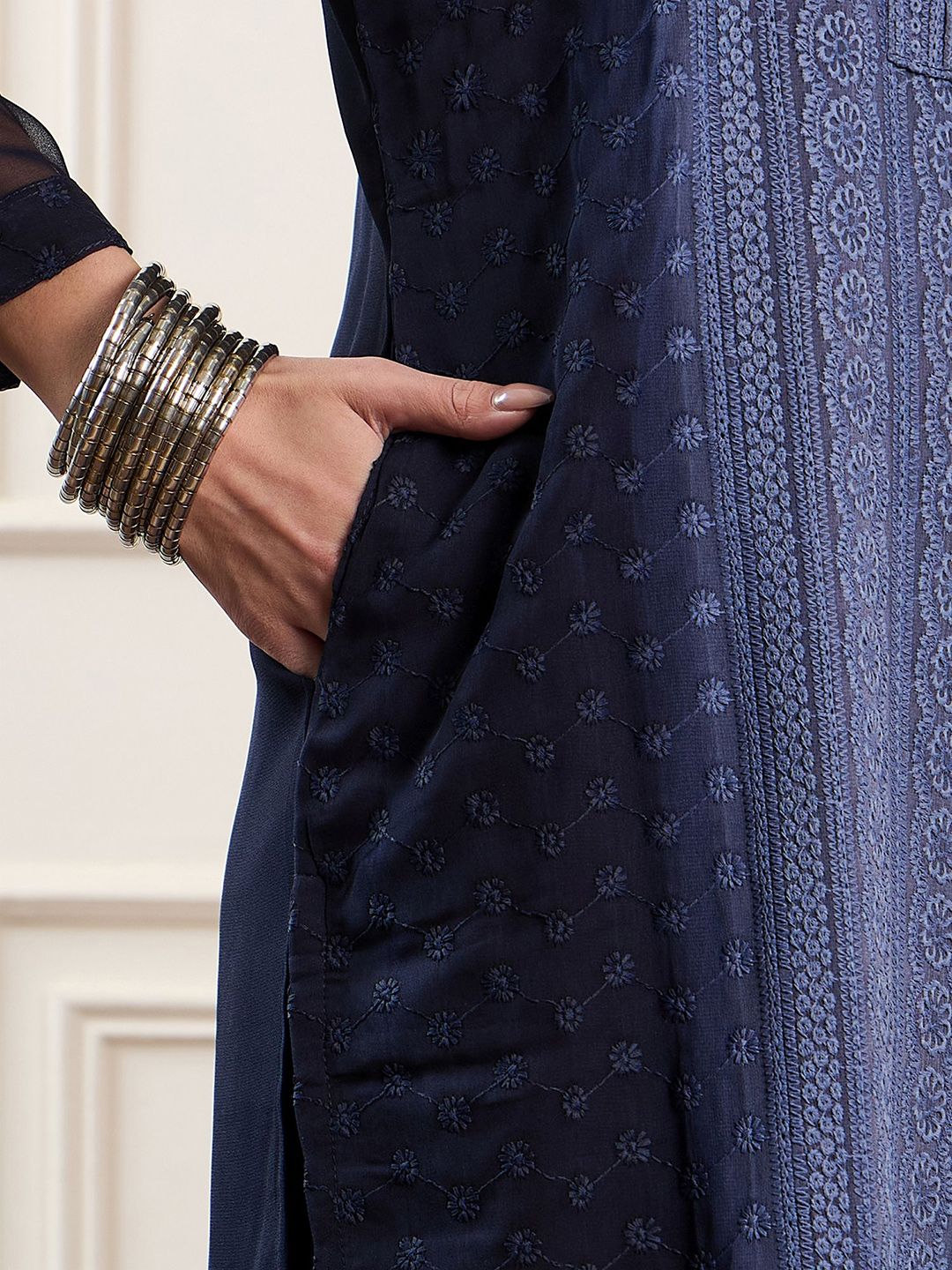 Dhiyona PD Women Embroidered Ombre & Schiffli Straight Kurta With Trousers And Dupatta