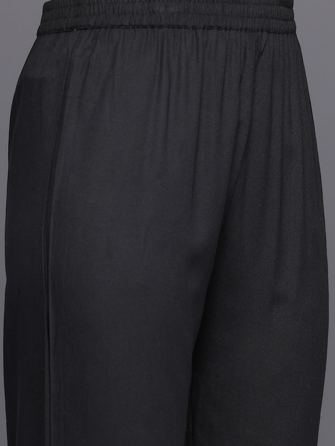Dhiyona VR Women's Black Round Neck Thread Embroidered Kurta Paired With Bottom And Dupatta