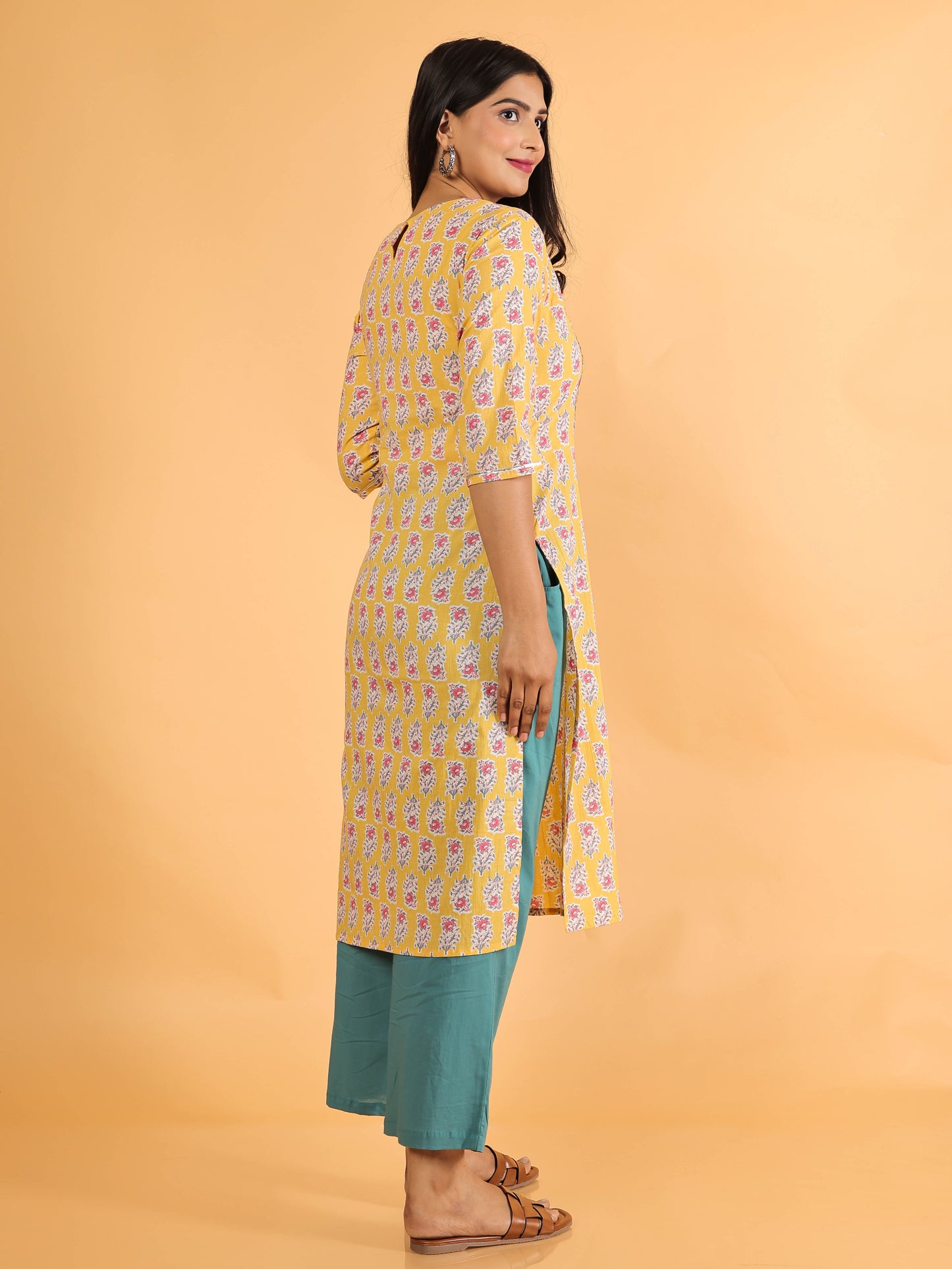 Women's Cotton Yellow Straight Kurta