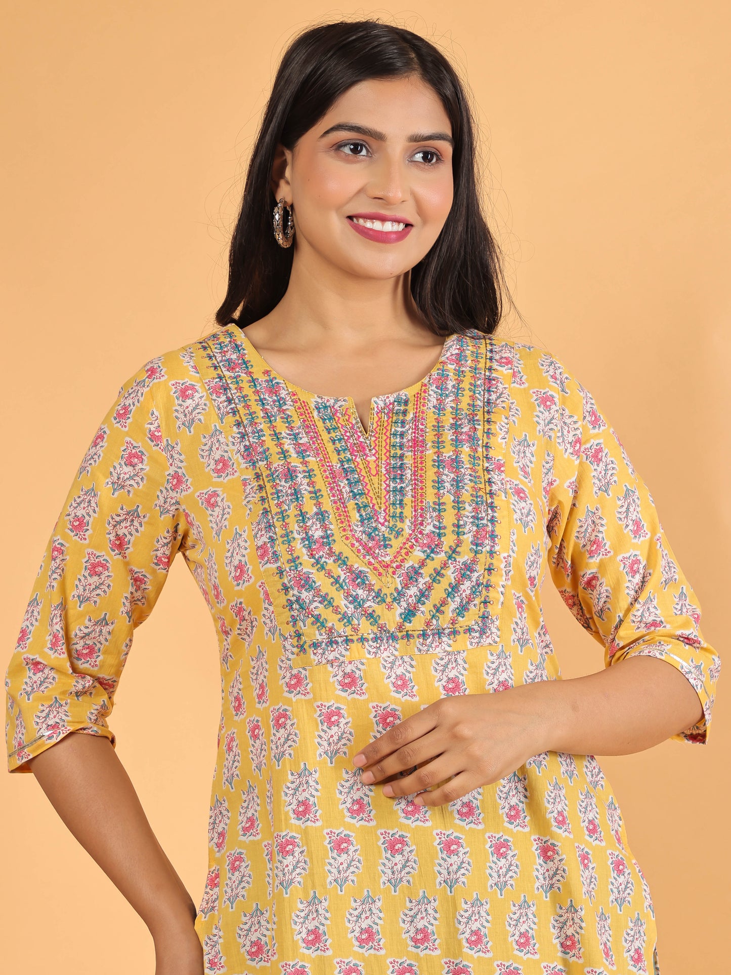 Women's Cotton Yellow Straight Kurta