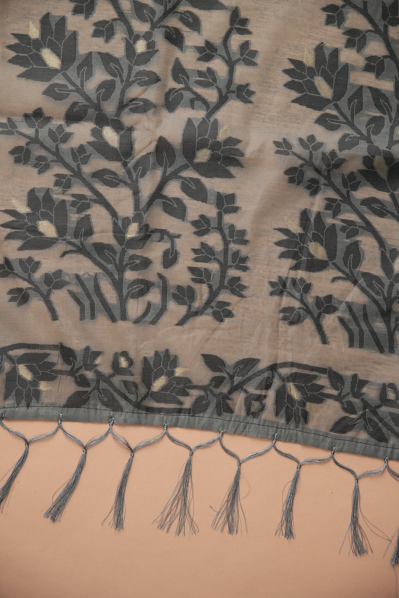 Dhiyona GR Women's Trisha Black & Grey Soft Cotton Jamdani Saree