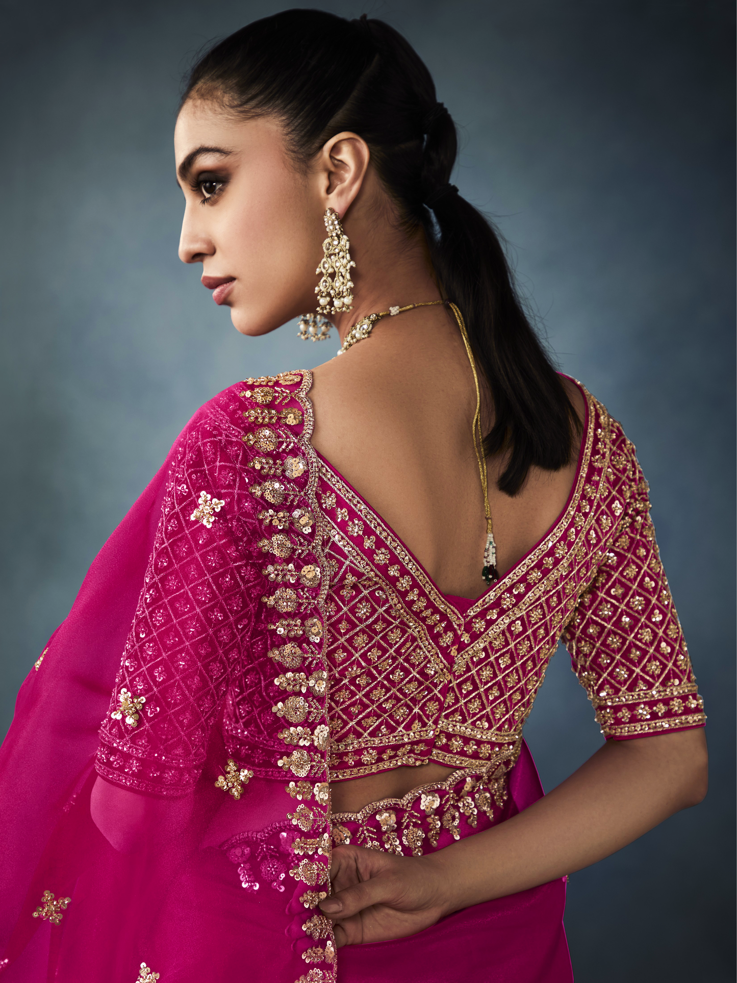 Dhiyona KM Women Pink Tissue Embroidered Fancy Heavy Border Saree