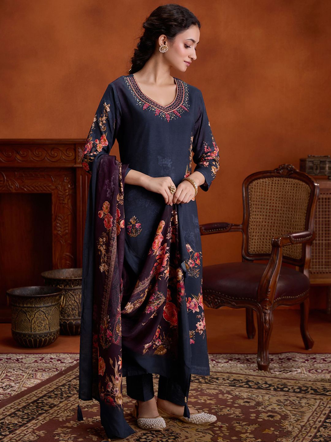 Dhiyona WP Floral Embroidered Beads and Stones Straight Kurta with Trousers & Dupatta