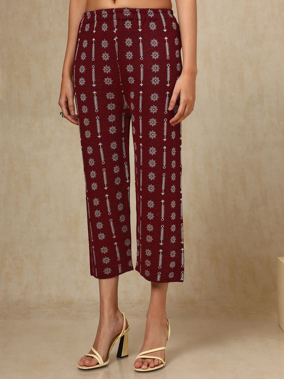 Dhiyona SO Women's Maroon Geometric Woven Design Mandarin Collar Acrylic Straight Kurta With Trouser