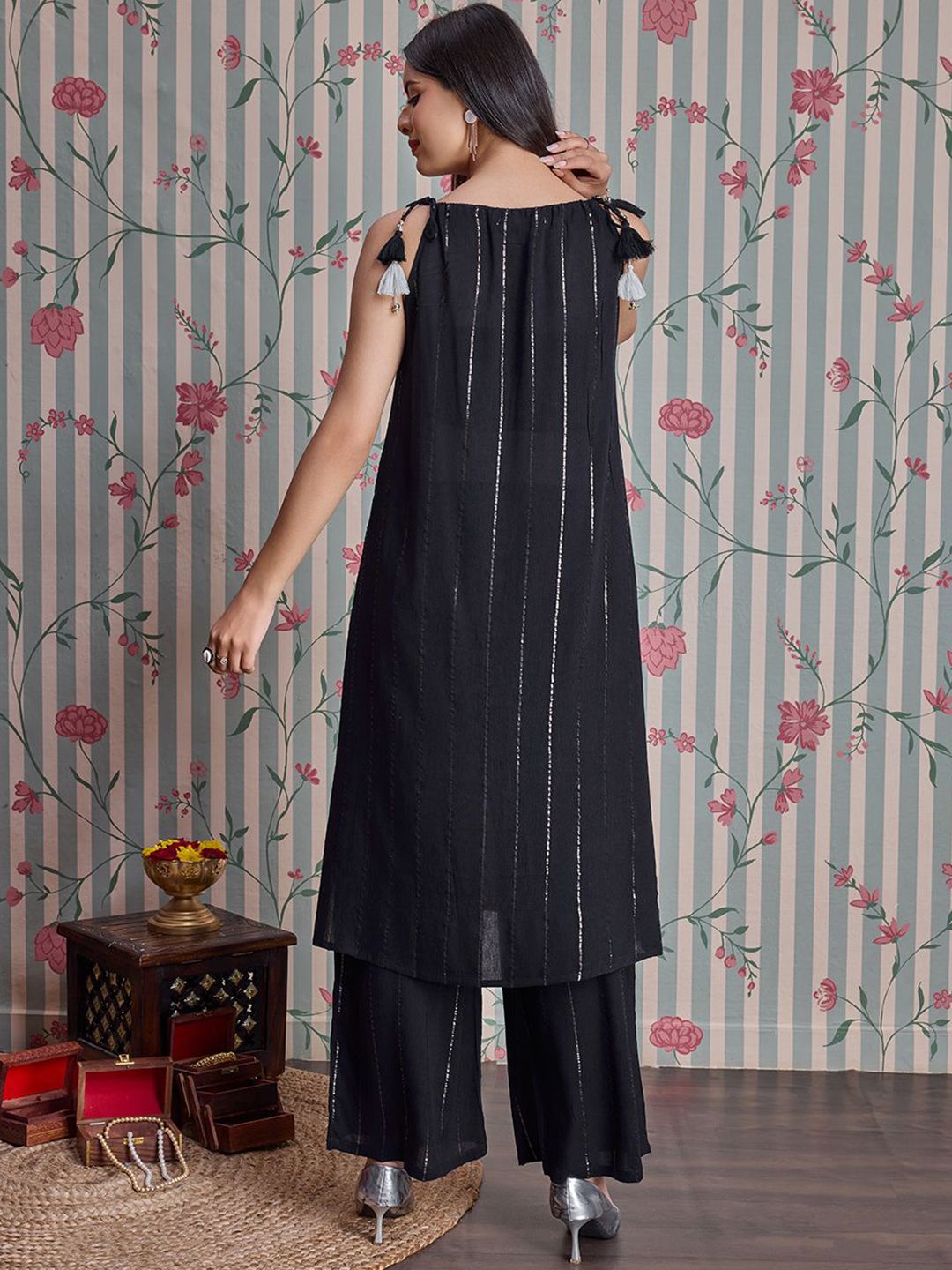 Dhiyona OD Straight Kurta with Palazzos