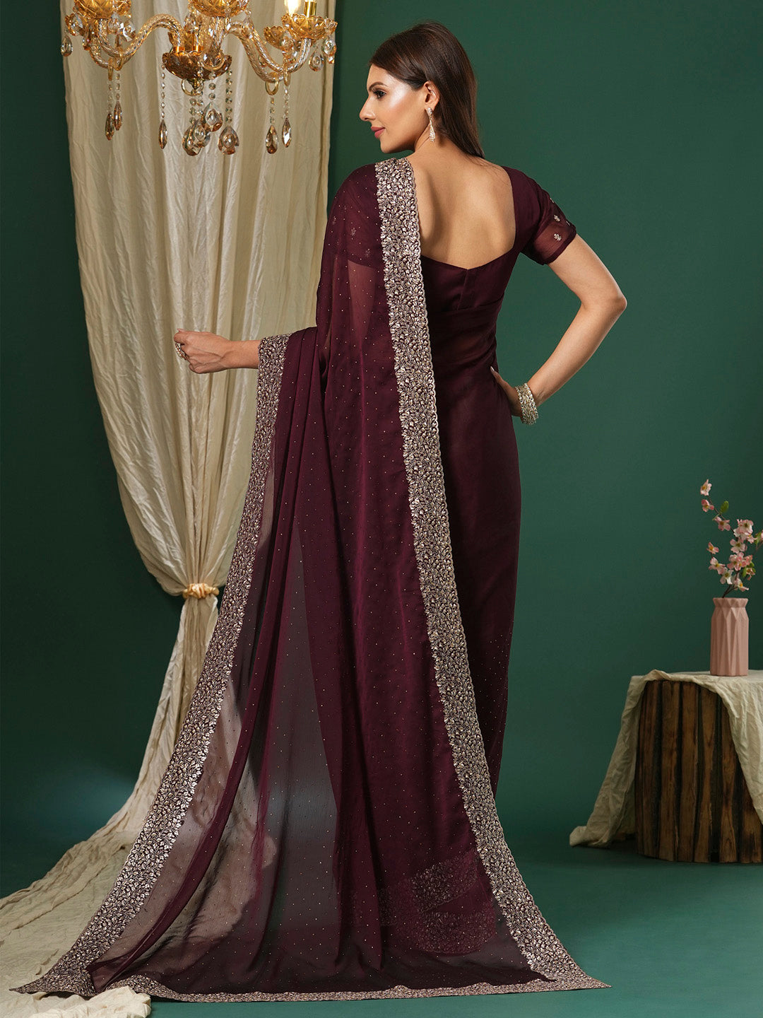 Women's Chiffon Magenta Embroidered Designer Saree With Blouse Piece