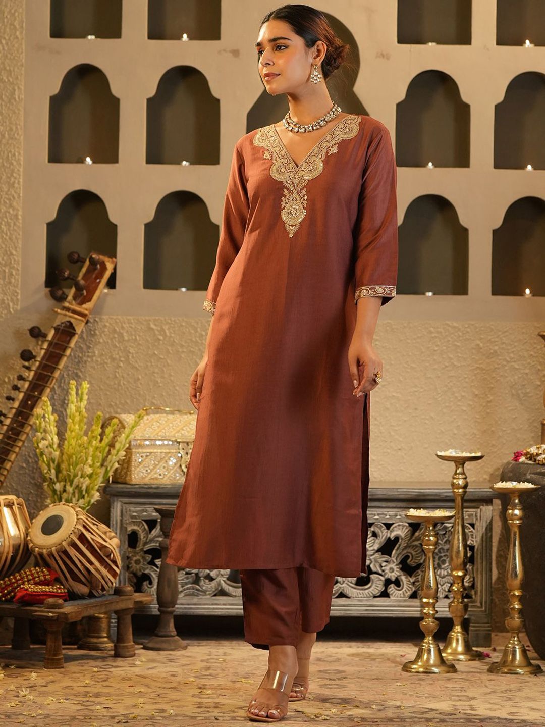 Women Ethnic Motifs Yoke Design Regular Sequinned Kurta with Trousers