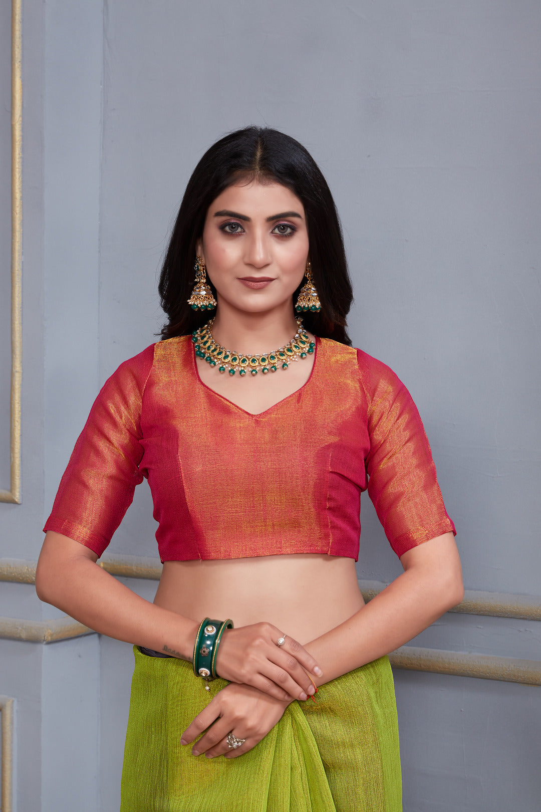 Dhiyona GR Women's Jheel Caramboa Green & Red Zari Woven Design Linen Jacquard Saree