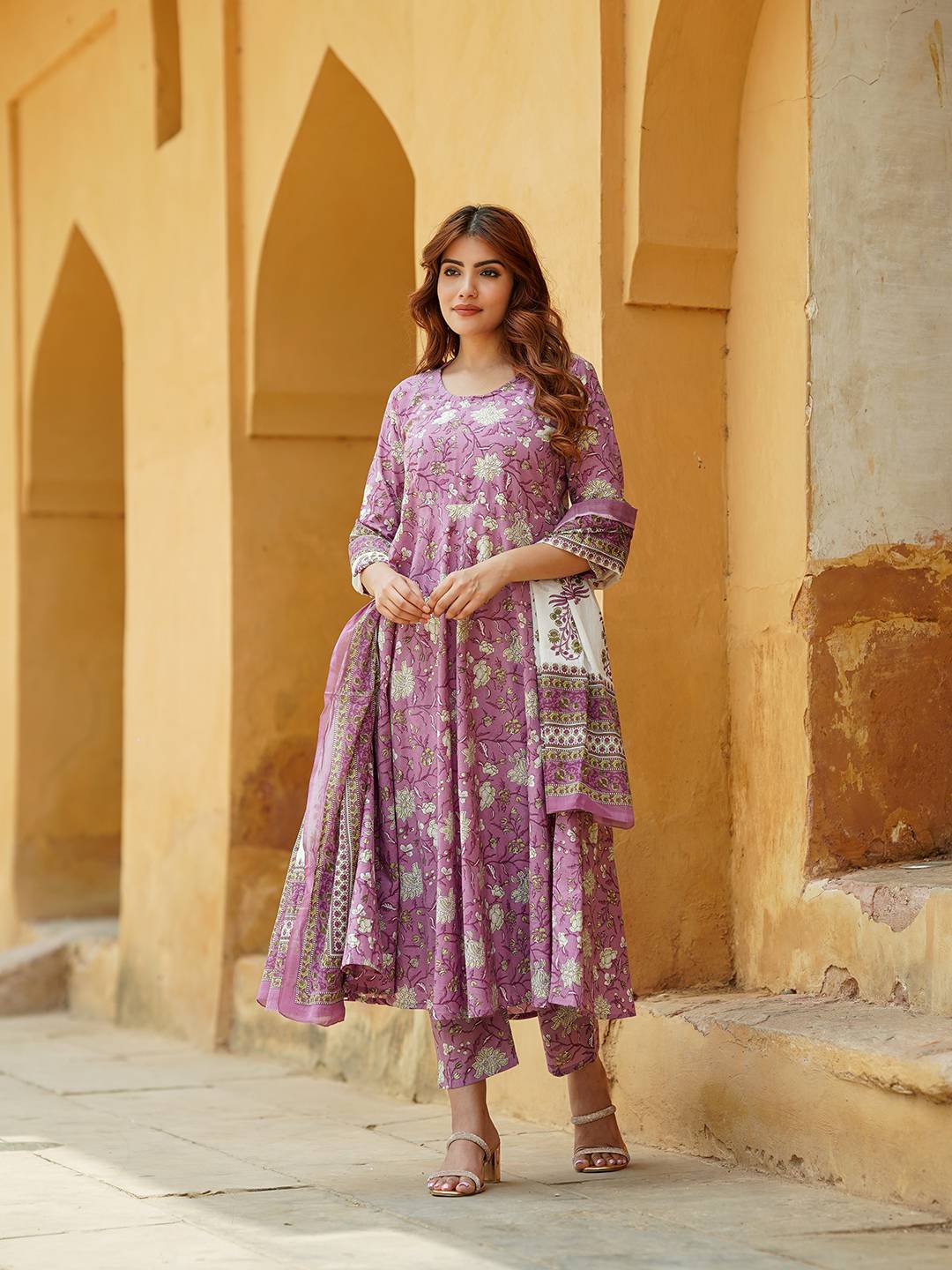 Women Mauve Floral Anarkali Kurta Pant Dupatta Set