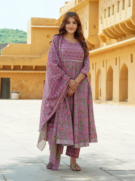 Women Mauve Gotta Patti Anarkali Kurta Pant Dupatta Set