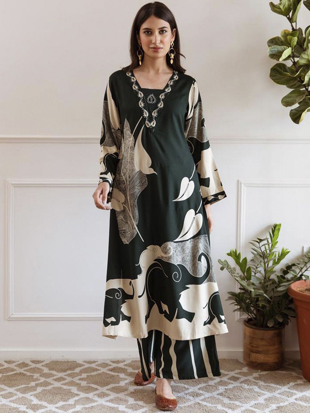 Dhiyona IE Printed Beads and Stones A-Line Kurta with Palazzos