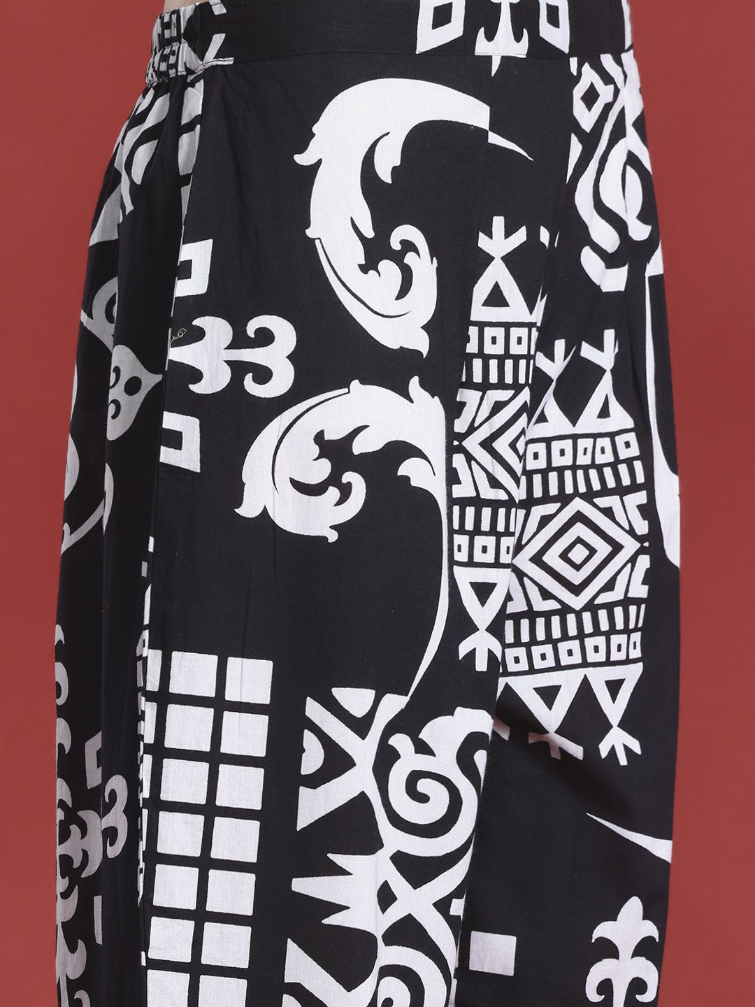 Dhiyona IE Ethnic Motifs Printed Pleated Pure Cotton Kurta with Trousers