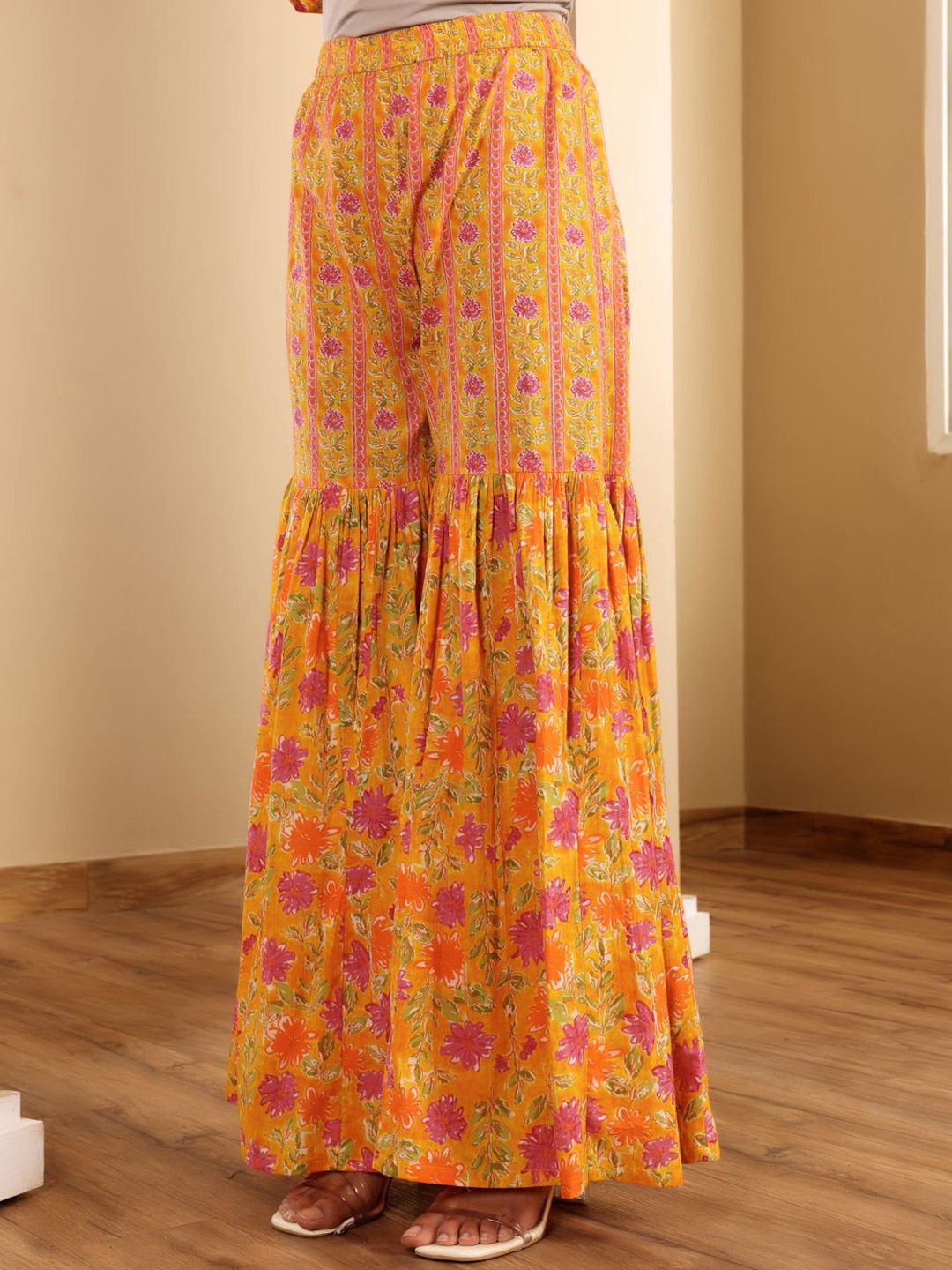 Dhiyona VA Women'sFloral Printed A-Line Kurta With Sharara And Dupatta