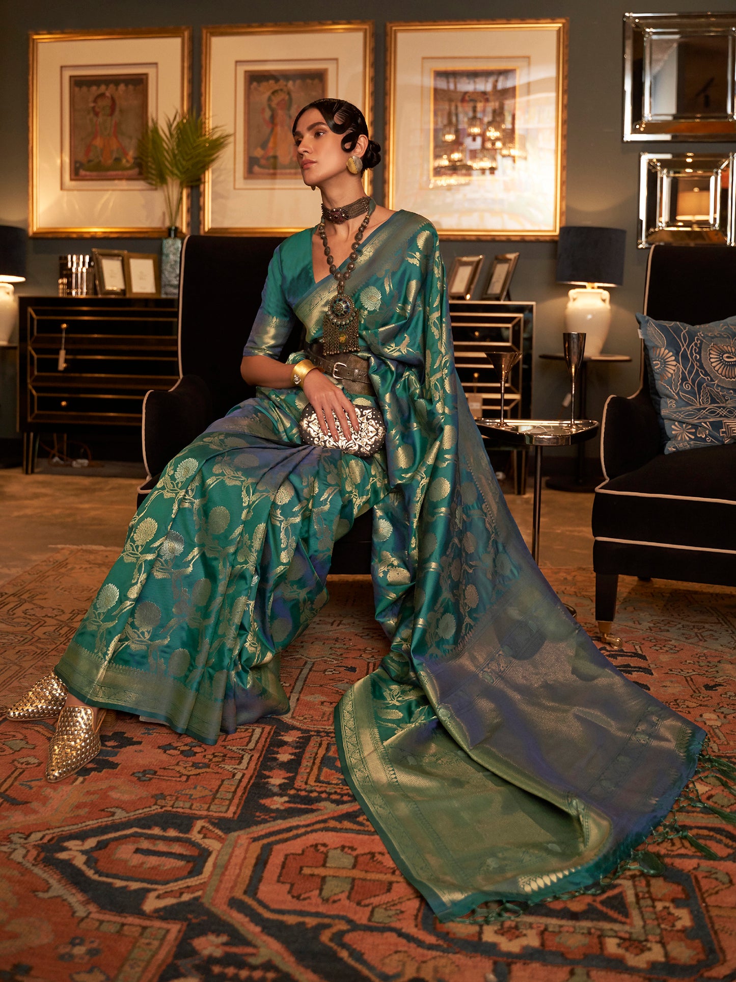 Women's Silk Blend Teal blue Woven Design Handloom Saree With Blouse Piece